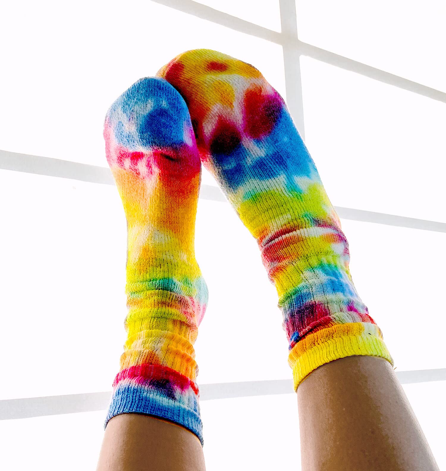 Jacquard Funky Groovy Tie Dye Kit - Includes Pre-Measured Procion MX Dye in Magenta Turquoise and Yellow - with Soda Ash Dye Fixer - Image 7