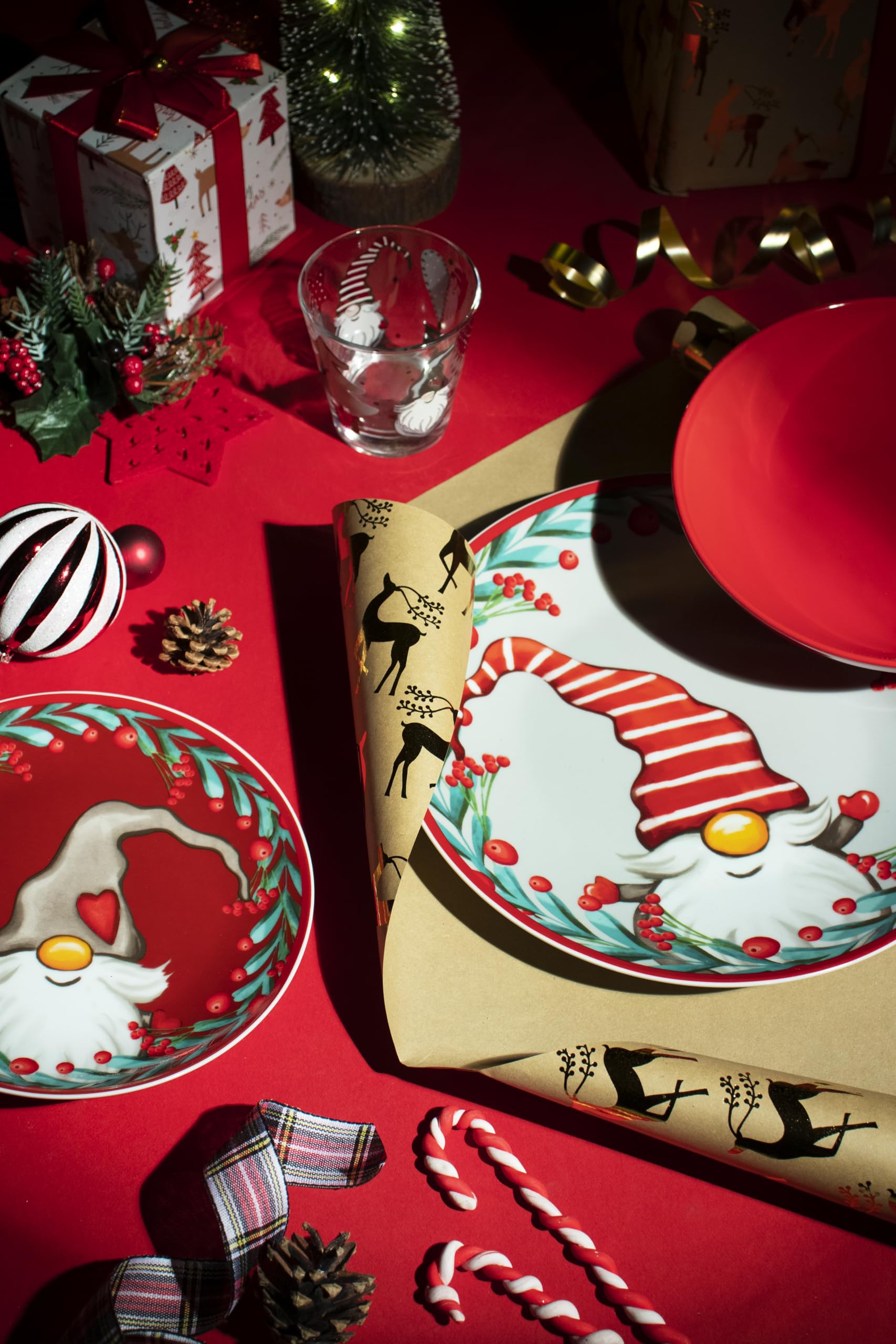 Excelsa Holly Gnomo Service d'assiettes 18 pièces en porcelaine