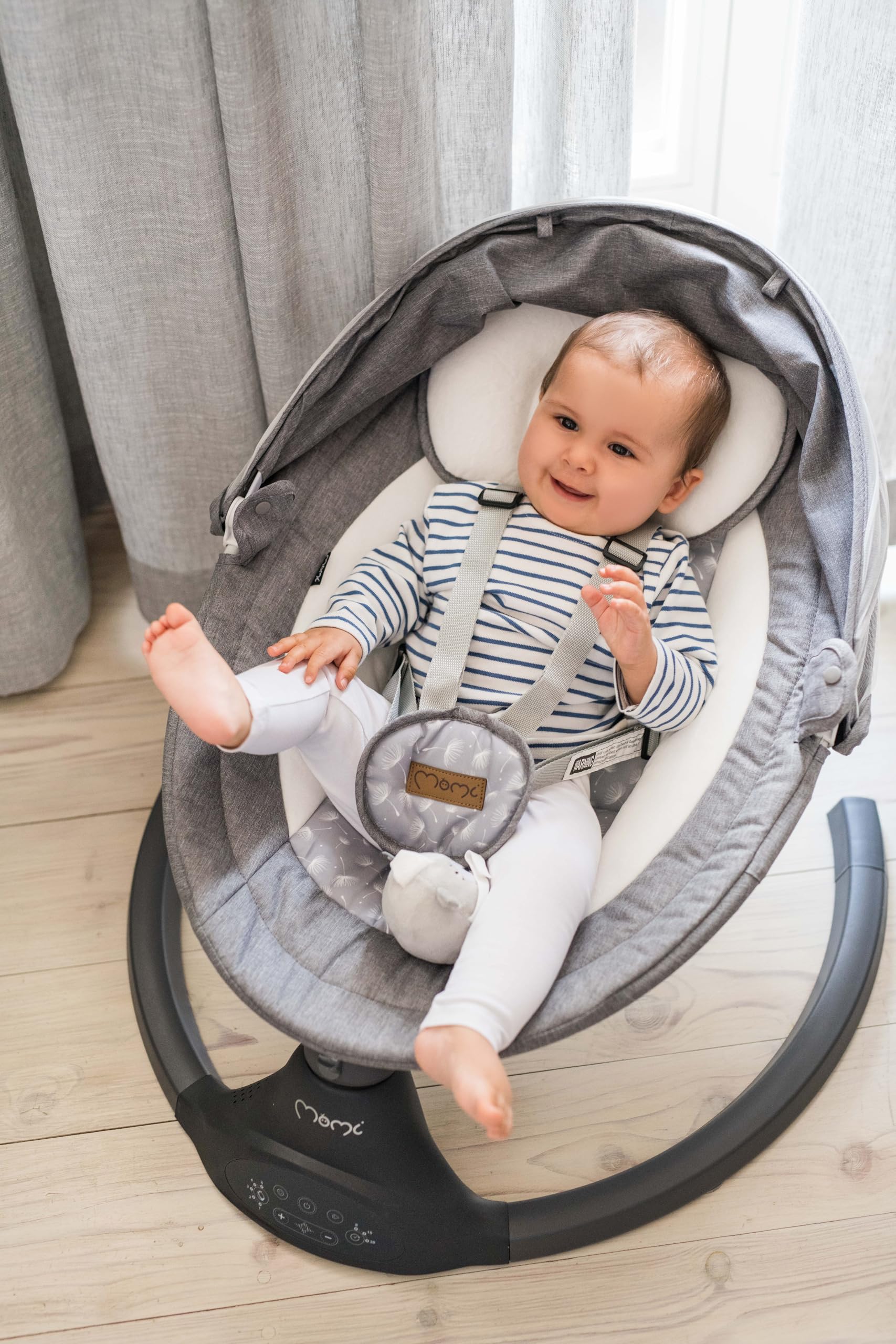 MoMi KENANI Mecedora para Niños hasta 9 kg, Plegable, con Mando a Distancia y Bluetooth, Funciona con Pilas/Electricidad, Arnés 5 Puntos, Visera Solar