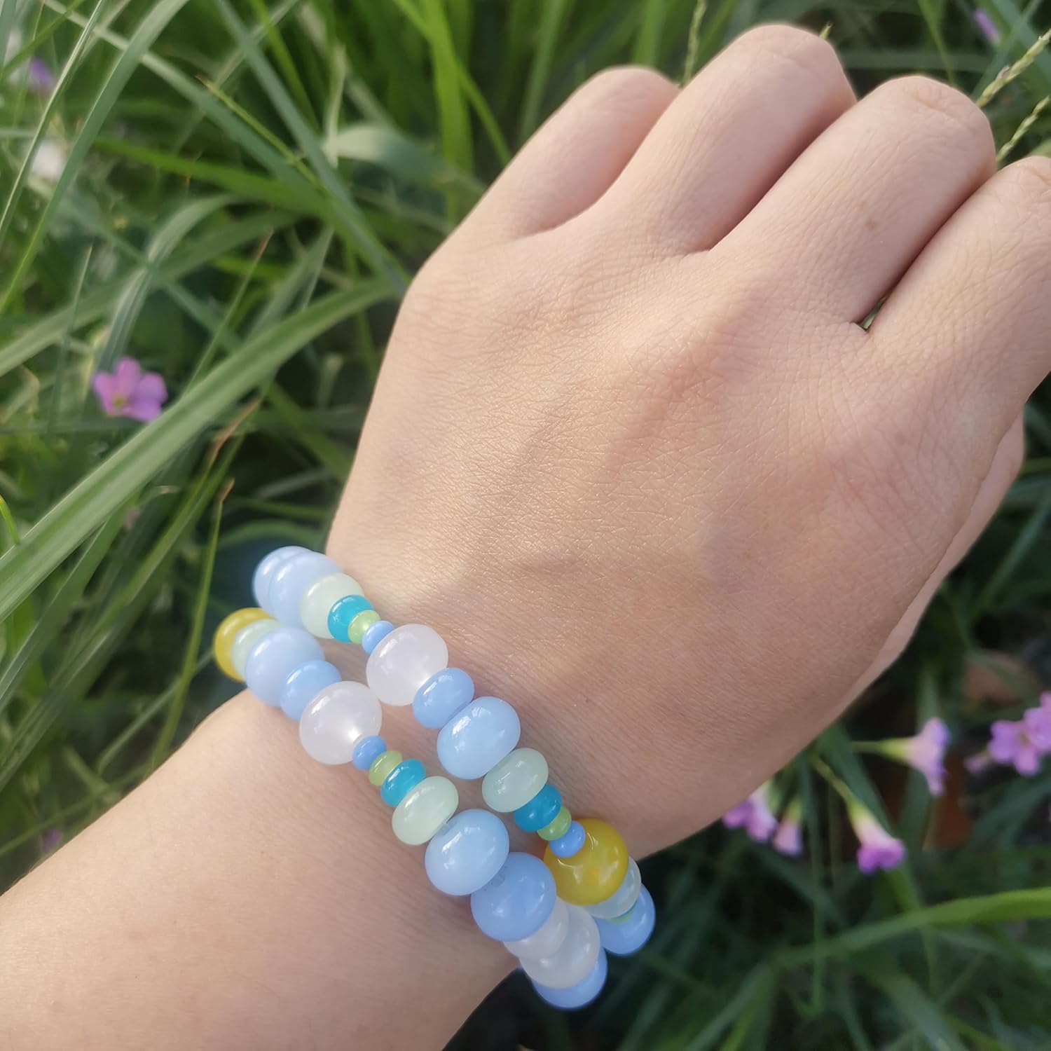 Gocelyn 825pcs Abacus Disk Shade Rondelle Loose Spacer Glass Beads of 4 Sizes for DIY Craft Gifts Bracelets Necklace Pendants Making Supplies(Color: Transparent/Blue/Green) - Image 8