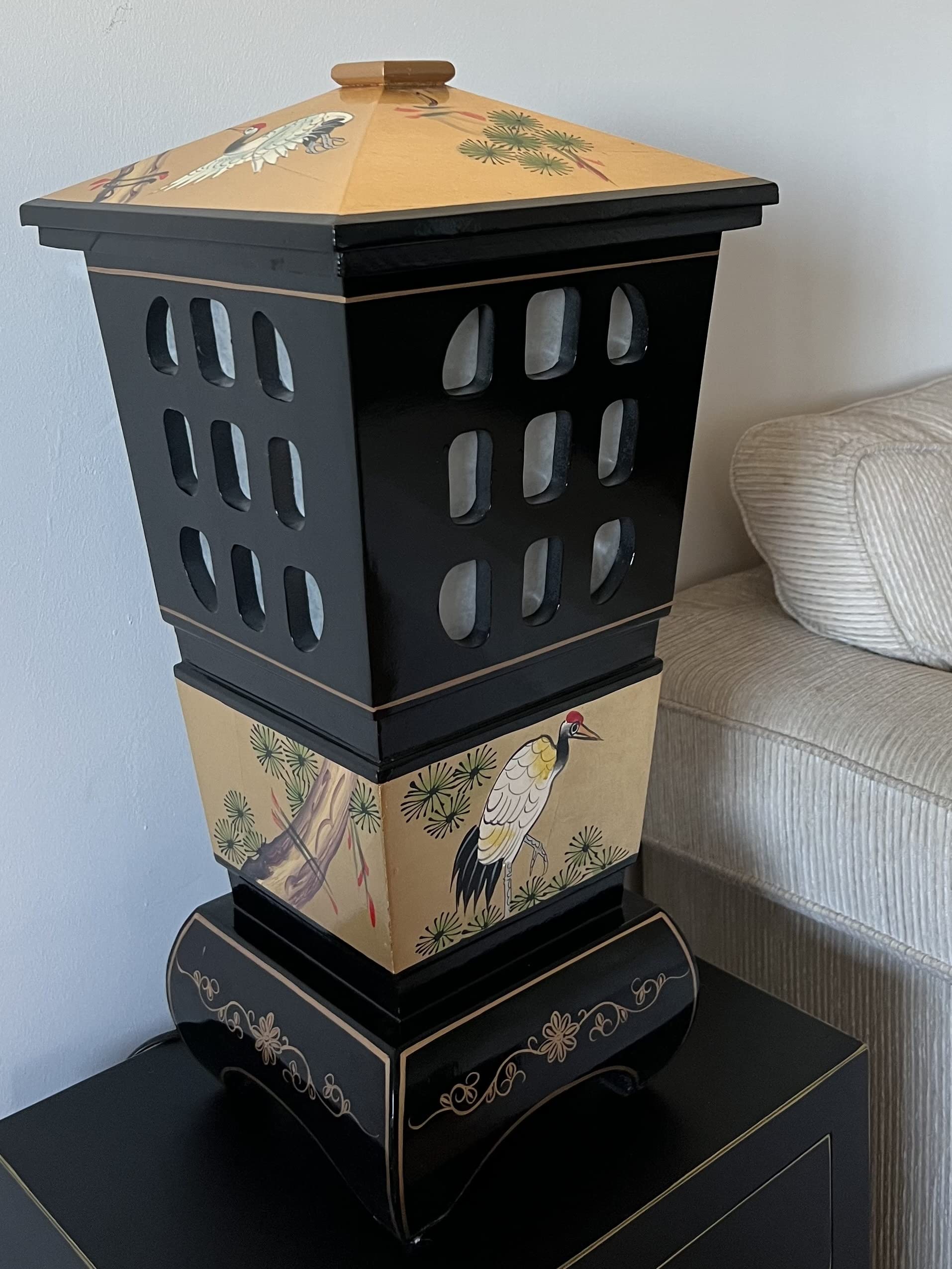Chinese Carved Wood Table Lamp, Oriental Pagoda Lamp Chinese Furniture Vintage Nightlight Lantern