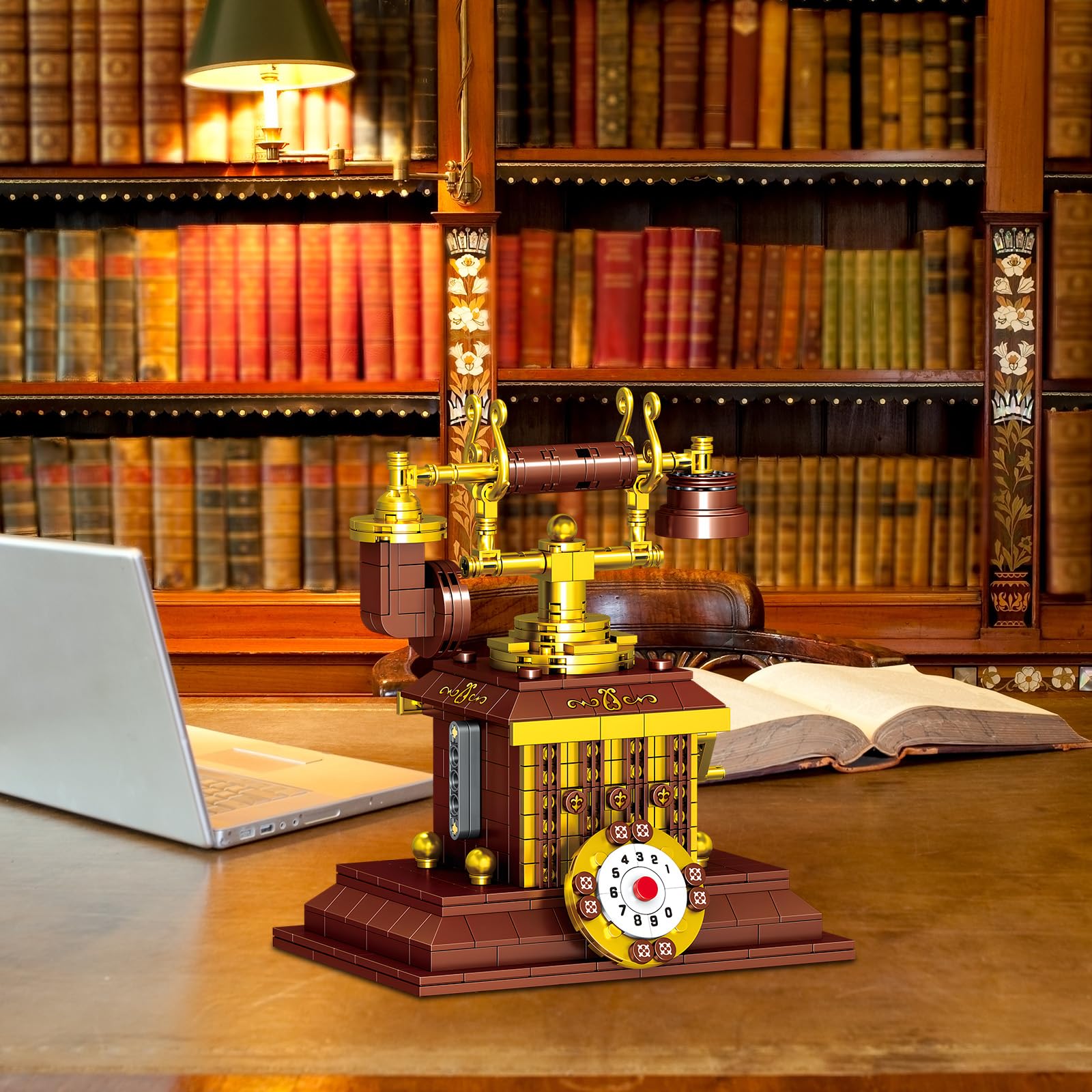 Retro TV Mini Building Block Sets，Vintage TV Model Collectible Building Set Toys Gift for Kid Adults(550 Pieces)