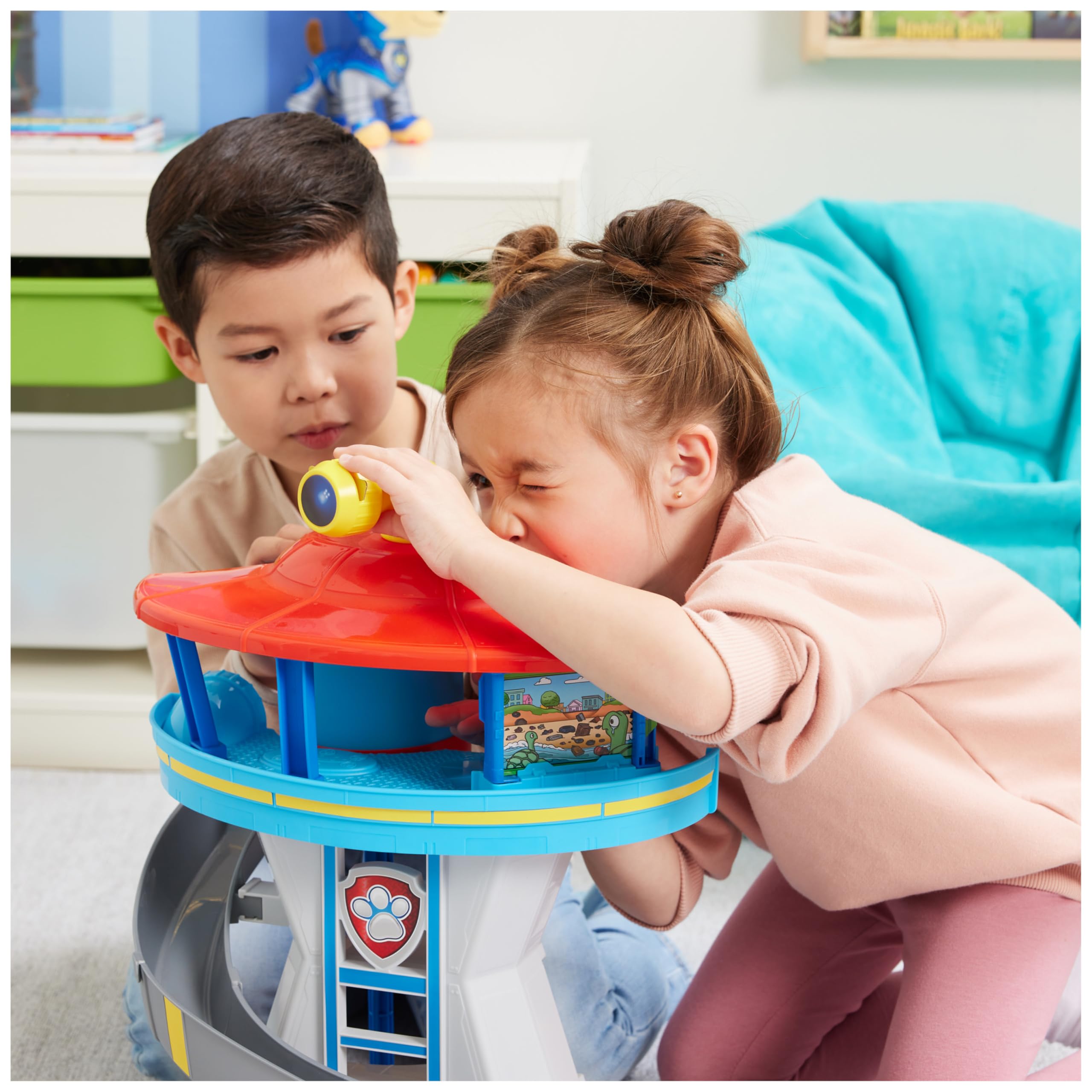 Paw Patrol - Pat Patrouille - Tour de Contrôle 50 Cm - avec Périscope, Missions, Toboggan, 7 Cartes 1 Véhicule Et 2 Figurines Chase - Pat Patrouille Jouet - Voiture Enfant - Jouet Enfant 3 Ans Et +