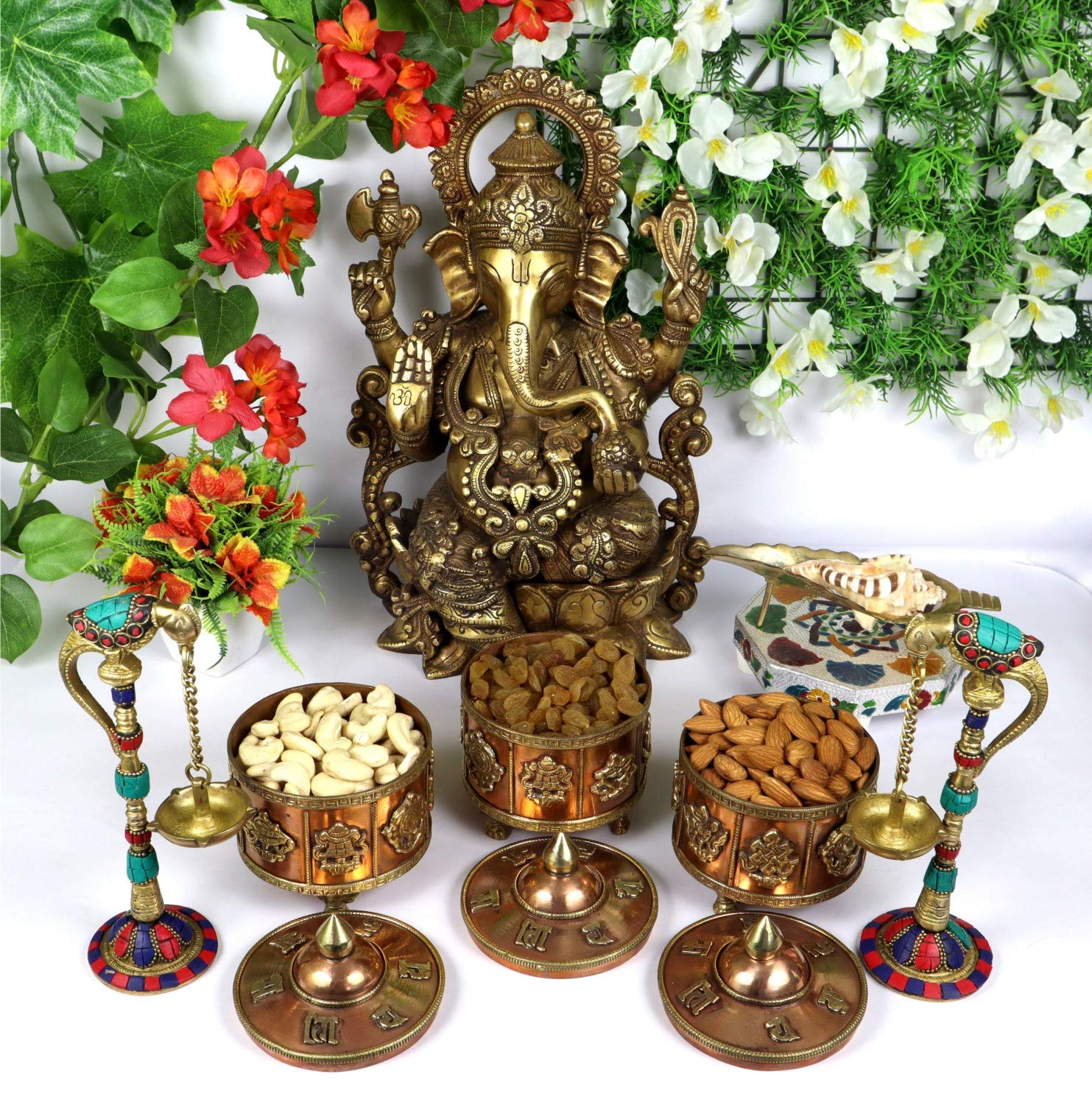 ASHIRWAD Ganesh Shankh Coque de conque pour rituel Puja, Ganesha Mukhi Varti, Ganpati, Bhakti, Aarti Shankha (7,6 cm dans une pochette)