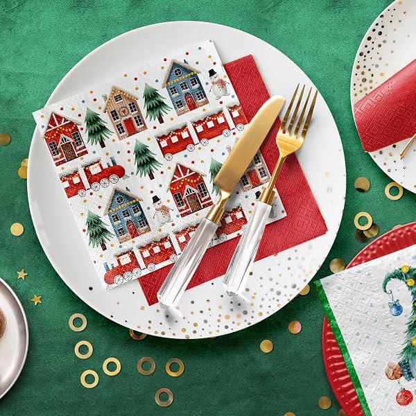 PAW - Serviette Papier - 3 Plis (33 x 33 cm) I Lot de 20 I Serviette de Table Papier - Noël, Hiver, Vacances, Bonhomme de Neige, Ville, Train I Idéale pour Noël (Cozy Christamas Town) - 4