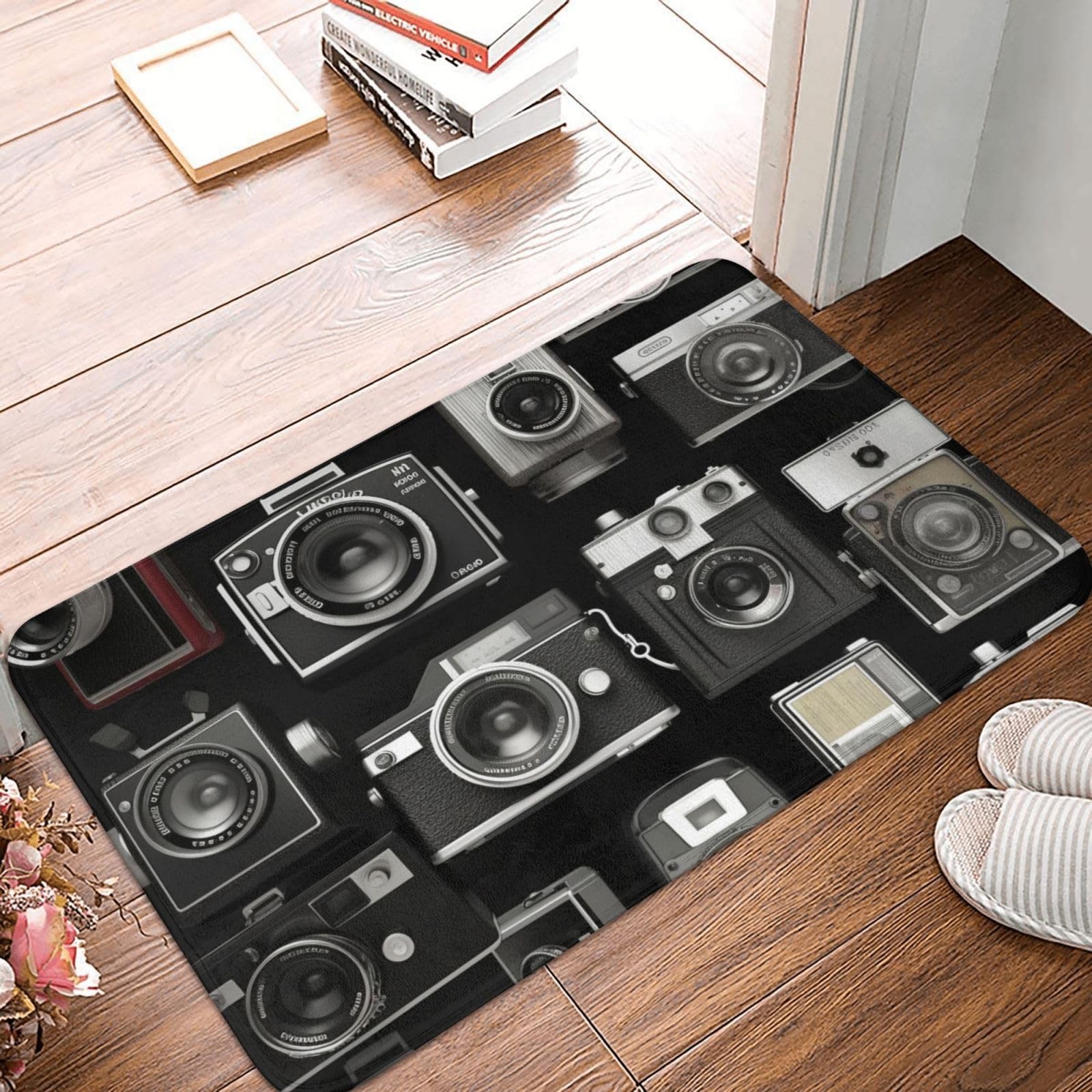 MCJDFWNMKM Door Mats 15.7" x 23.6" Non-Slip Front Door Mats Retro Cool Camera Collection Indoor Outdoor Entrance Welcome Mat for Home Washable Floor