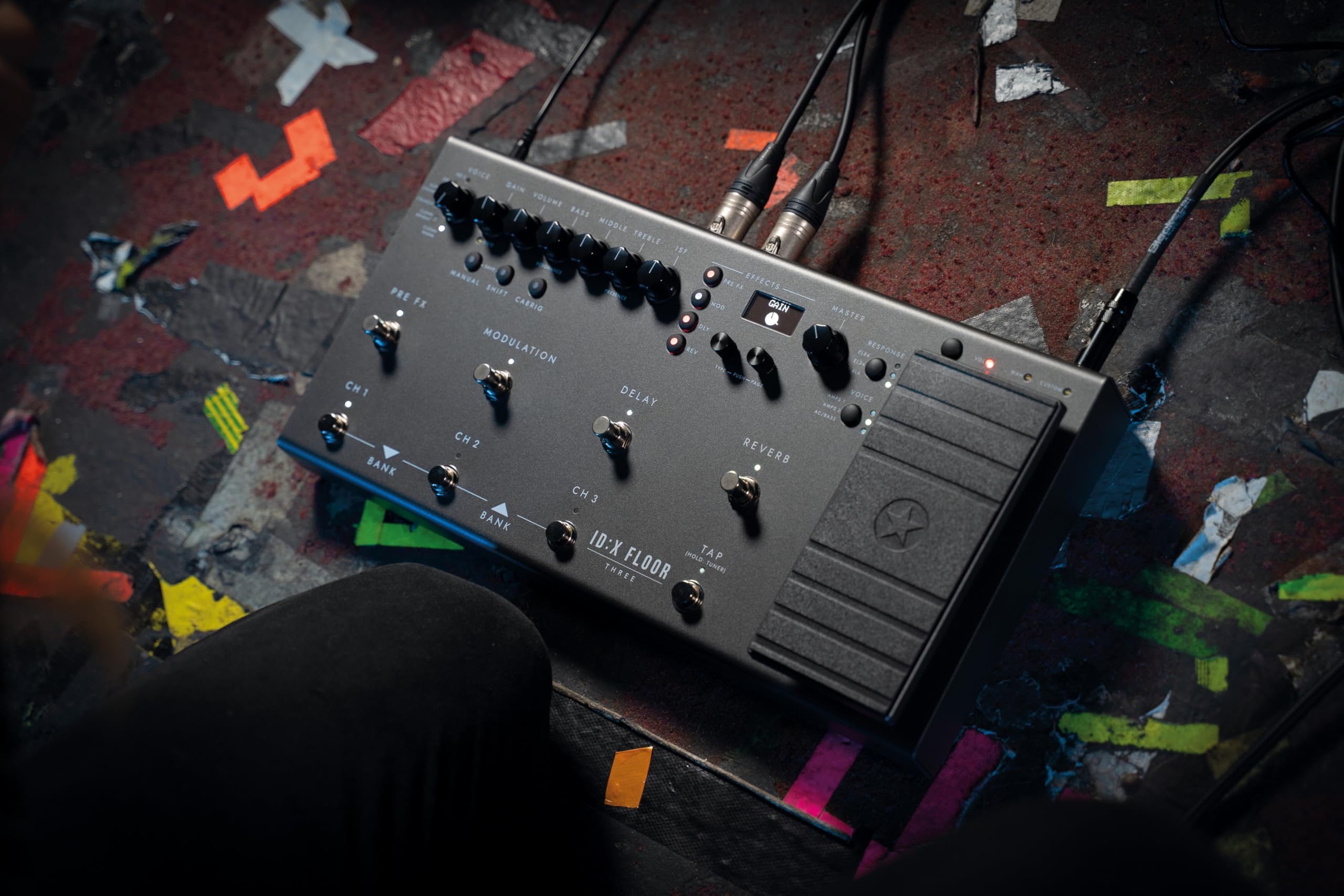 Blackstar ID:X Floor 3 Pedalera de Modelado de Amplificador – 6 Voces de Amplificador, Emulación de Válvulas, 35+ Efectos, Pedal de Expresión y Compatibilidad MIDI Completa