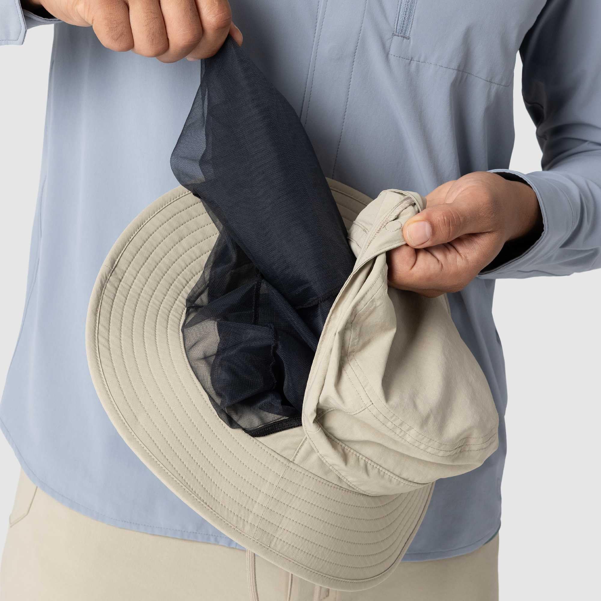 Outdoor Research Helios Bug Hat | Chapeau de soleil Boonie en filet UPF 50+ pour la randonnée et la pêche, filet en maille qui empêche les moustiques et les insectes d'entrer
