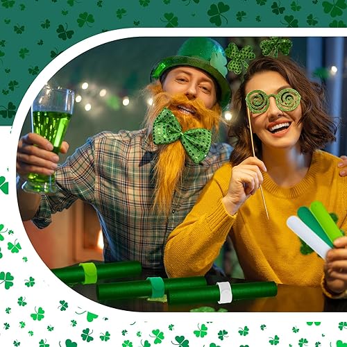 Miniatura 5 de Halloscume 12 piezas de clip de papel de regalo de Navidad de 1.2 x 8.7 pulgadas, tira abatible de metal cubierta de silicona para soporte de póster