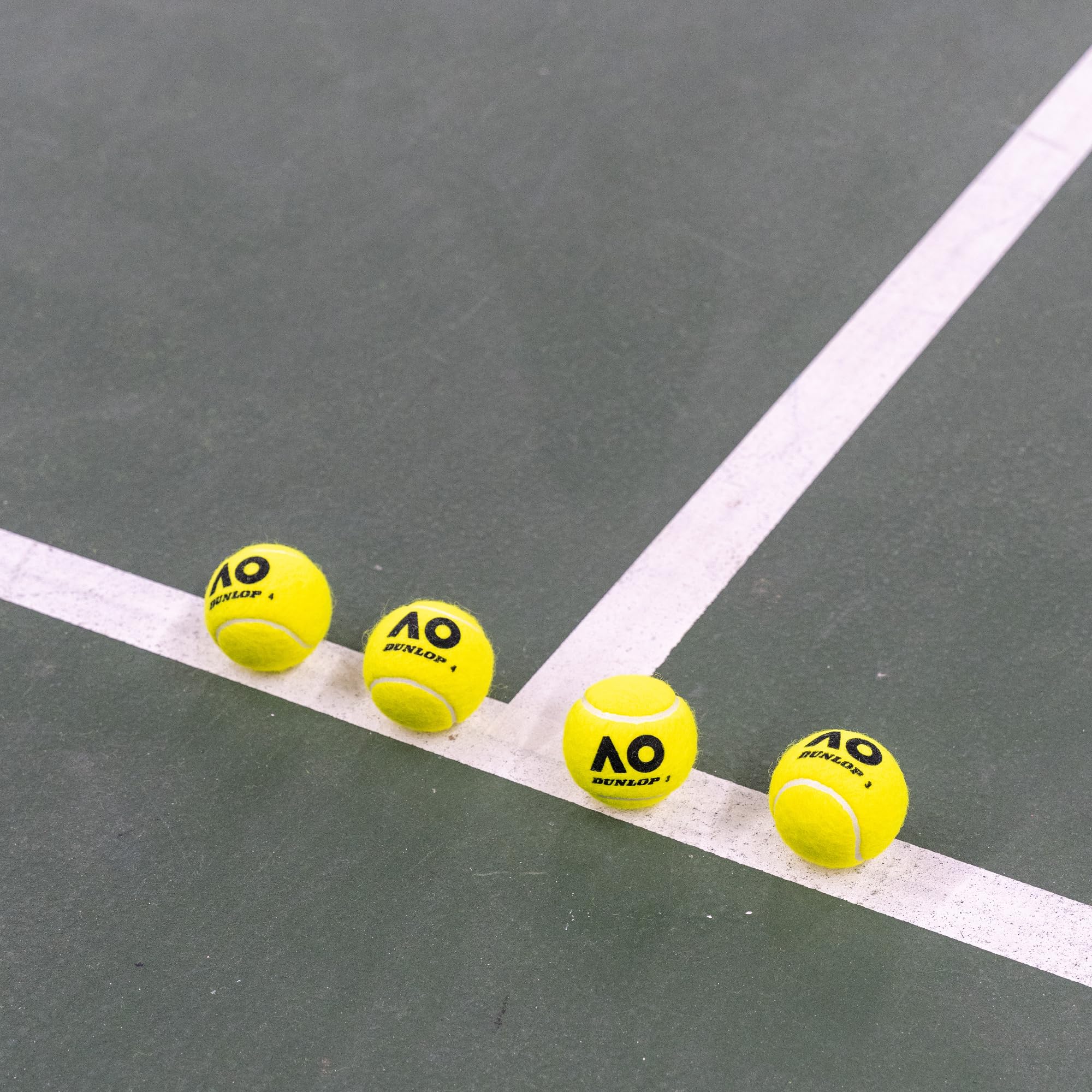 DUNLOP Tennisball Australian Open - für Sand, Hartplatz und Rasen (4 Bälle) (Packung mit 3)
