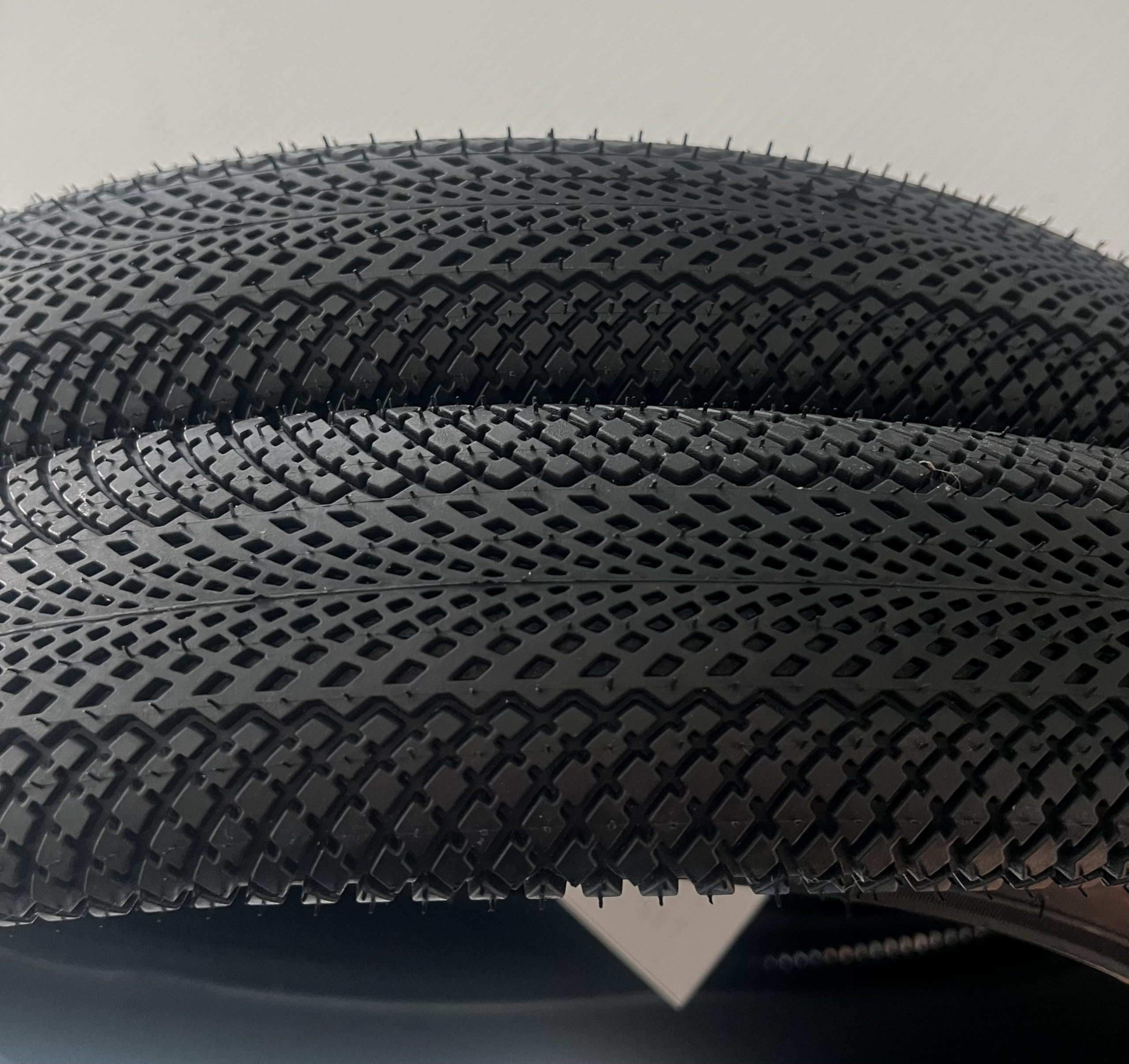 2 COPERTONI 20 X 4.0 RINFORZATI + CAMERE D'ARIA COPPIA PNEUMATICI SLICK FAT BIKE E-BIKE RUOTE 20''