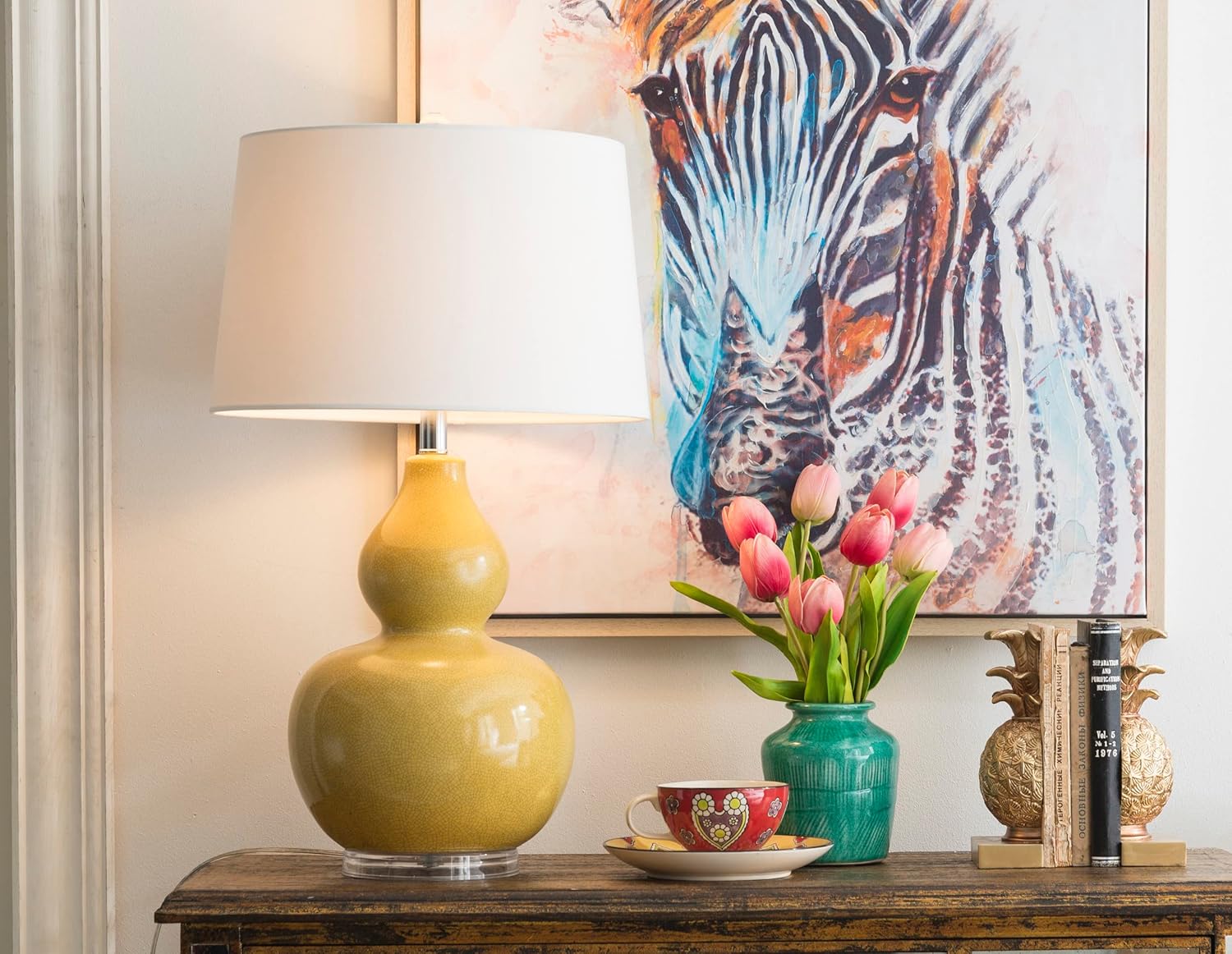 Creative Co-op DA7076 Pineapple Shaped Gold Resin Bookends (Set of 2 Pieces) : Home & Kitchen