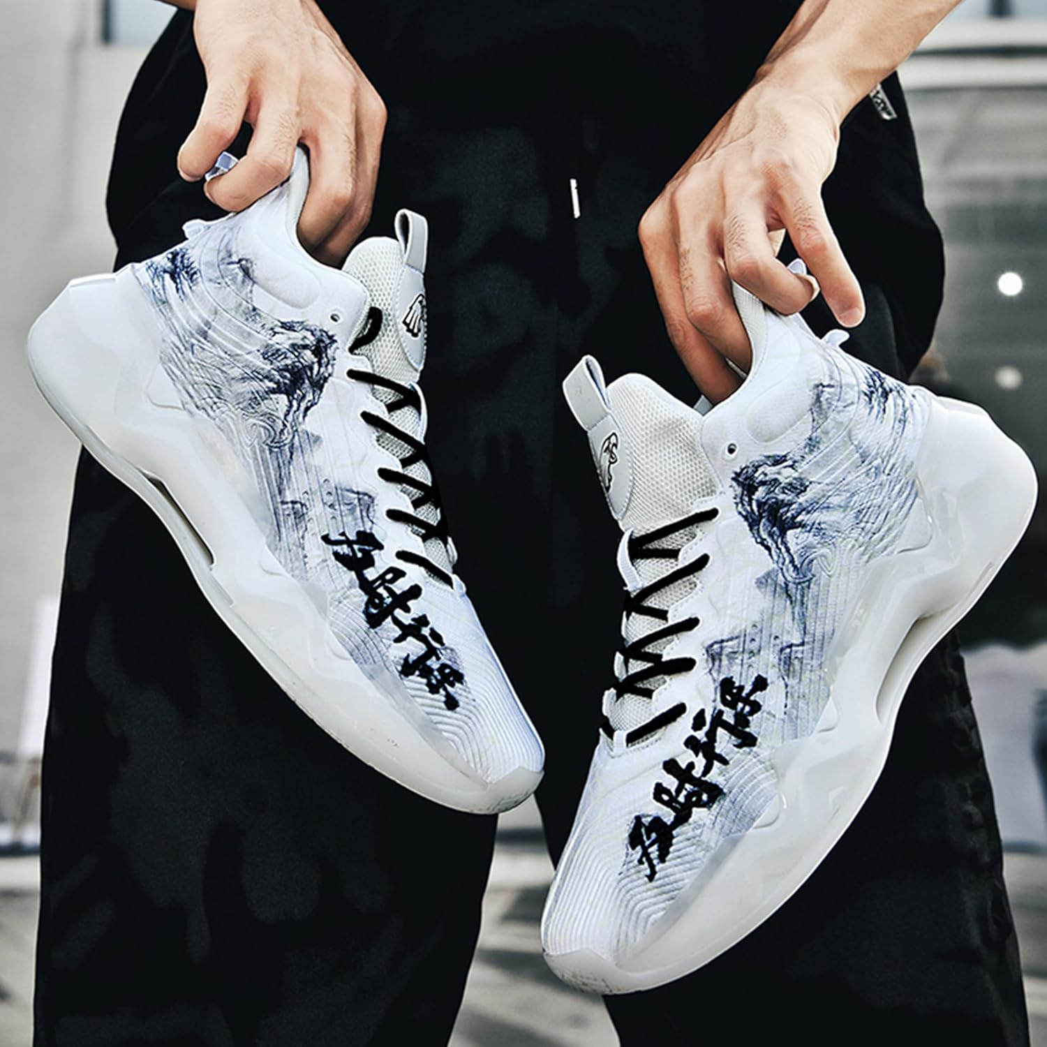 Men's High-Top Basketball Shoes Anti-Slip and Wear-Resistant Soles Running Shoes Graffiti Design Fashionable Sports Shoes - Image 2