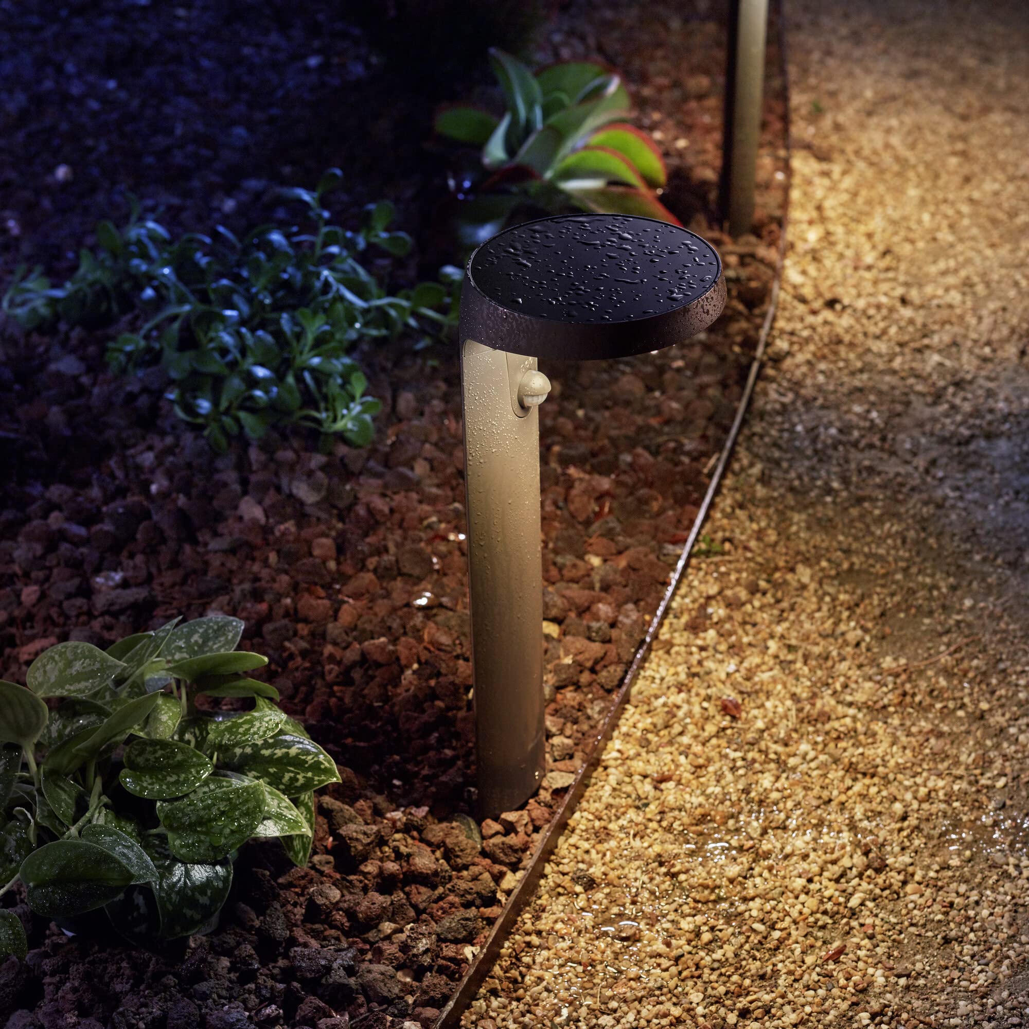 Philips Tyla Outdoor Sockelleuchte (9 W), wetterfeste Außenleuchte mit Bewegungsmelder und warmweißem Licht, energiesparende LED Beleuchtung, anthrazit, Warmweiß