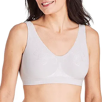 Bali Women's Comfort Revolution Wireless Bra, Full-Coverage Wirefree T-Shirt Bra, DF3484