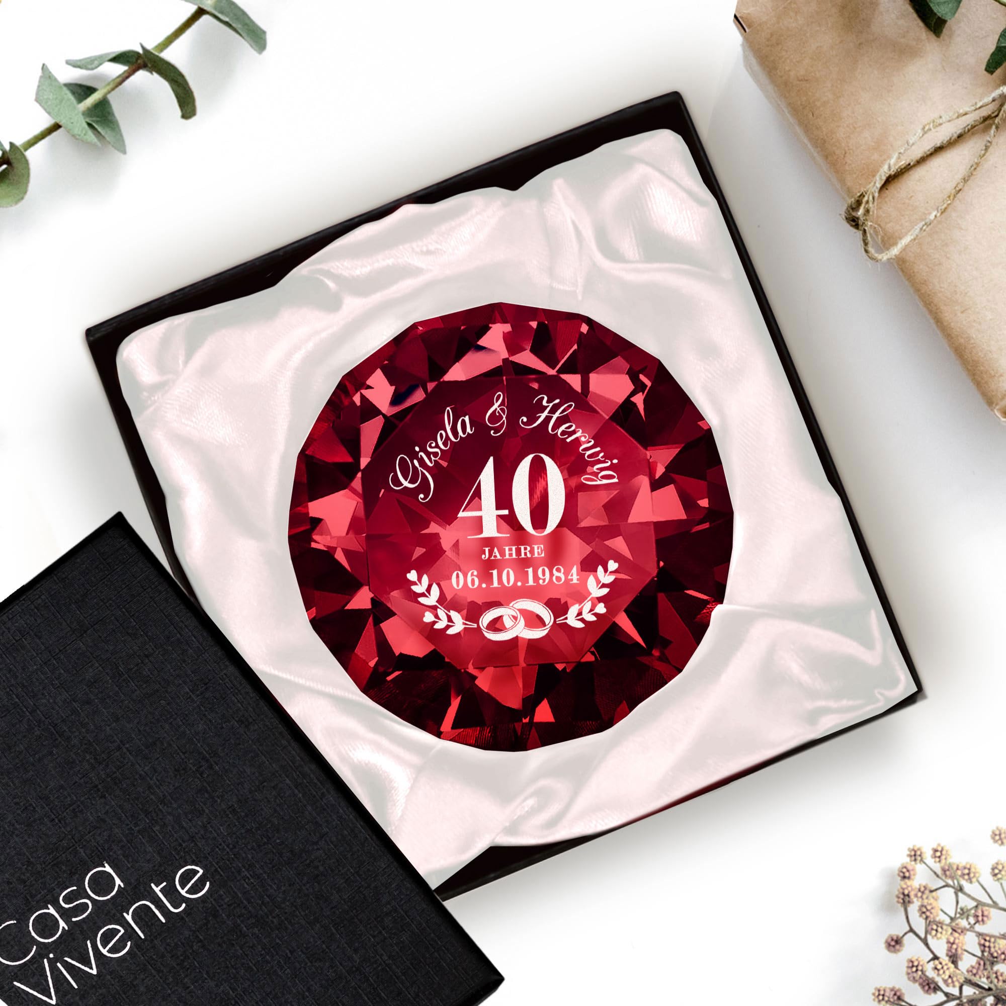 Casa Vivente Glas Kristall zur Rubinhochzeit, Diamant mit Gravur, Personalisiertes Hochzeitstag Geschenk, Kristall Deko Geschenk zum 40. Hochzeitstag, Geschenke für Paare