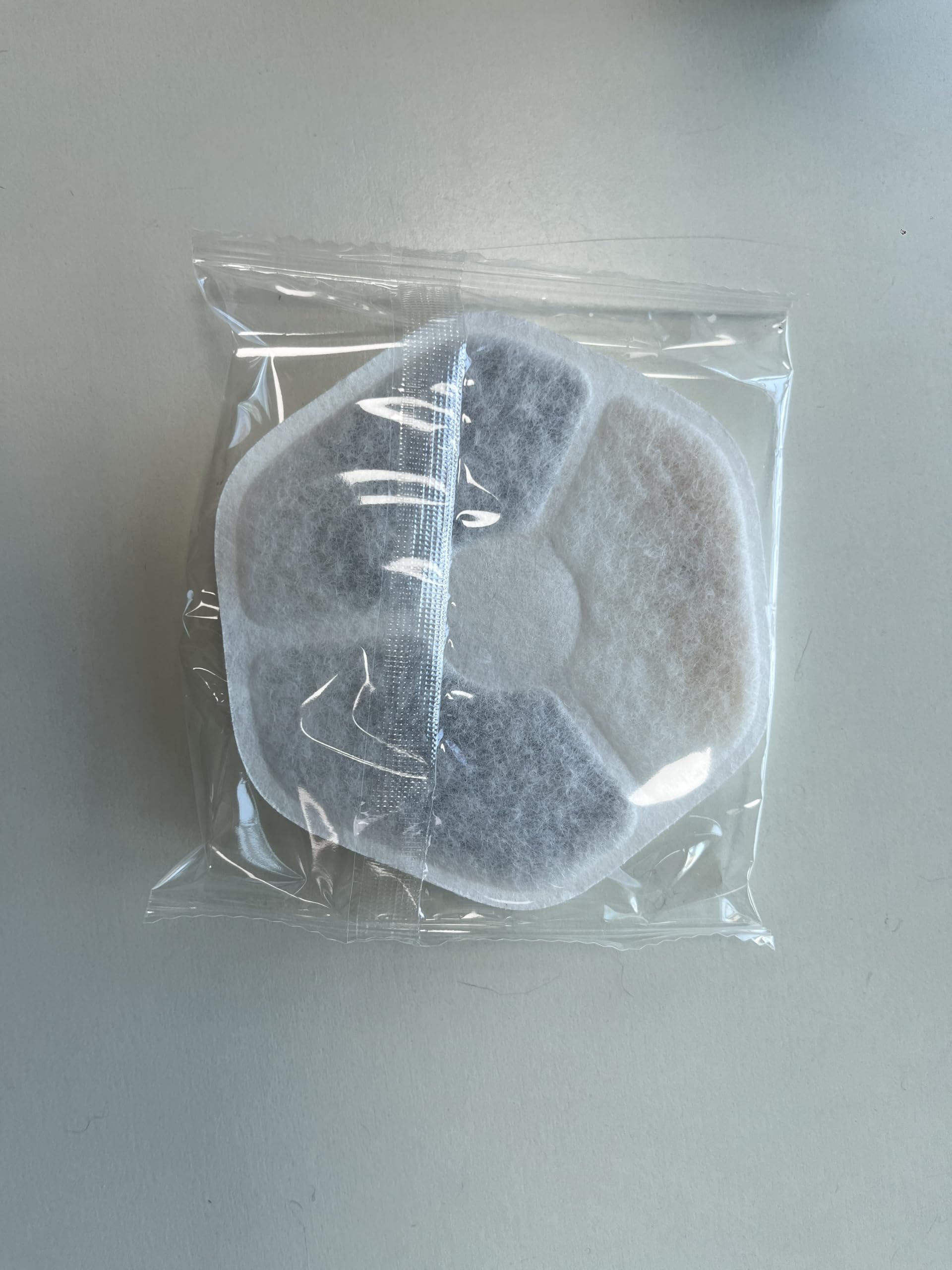 Pack Fontaine à Eau Chat INOX 5,5L + Lot de 6 Filtres de Rechange - Silencieuse, sans Fil