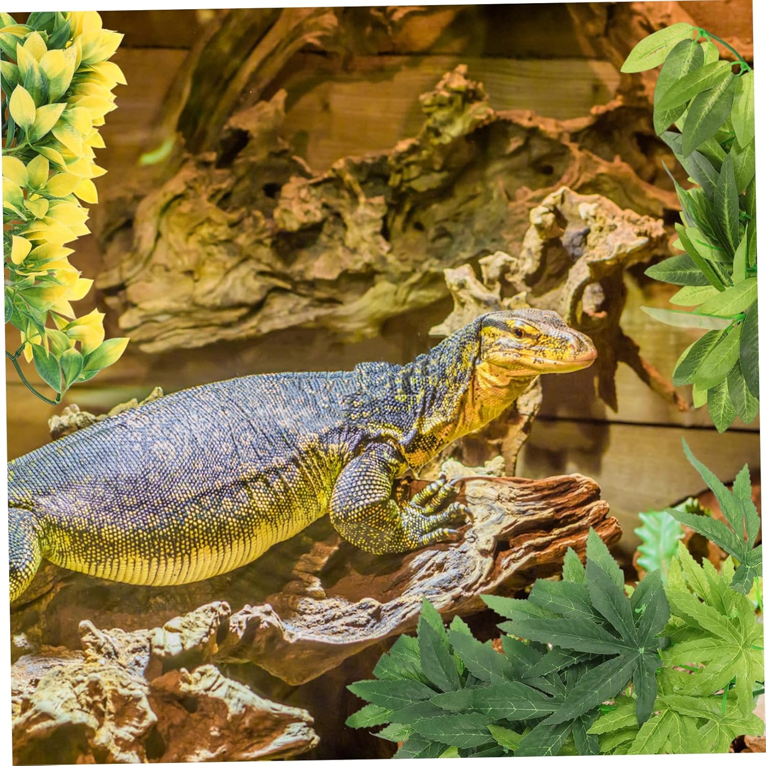 Housoutil 2sets Look for Your Reptile Tank Terrarium Artificial Plants Suction Cups Fake Plant Ornaments for Relaxing Space 3pcs*2