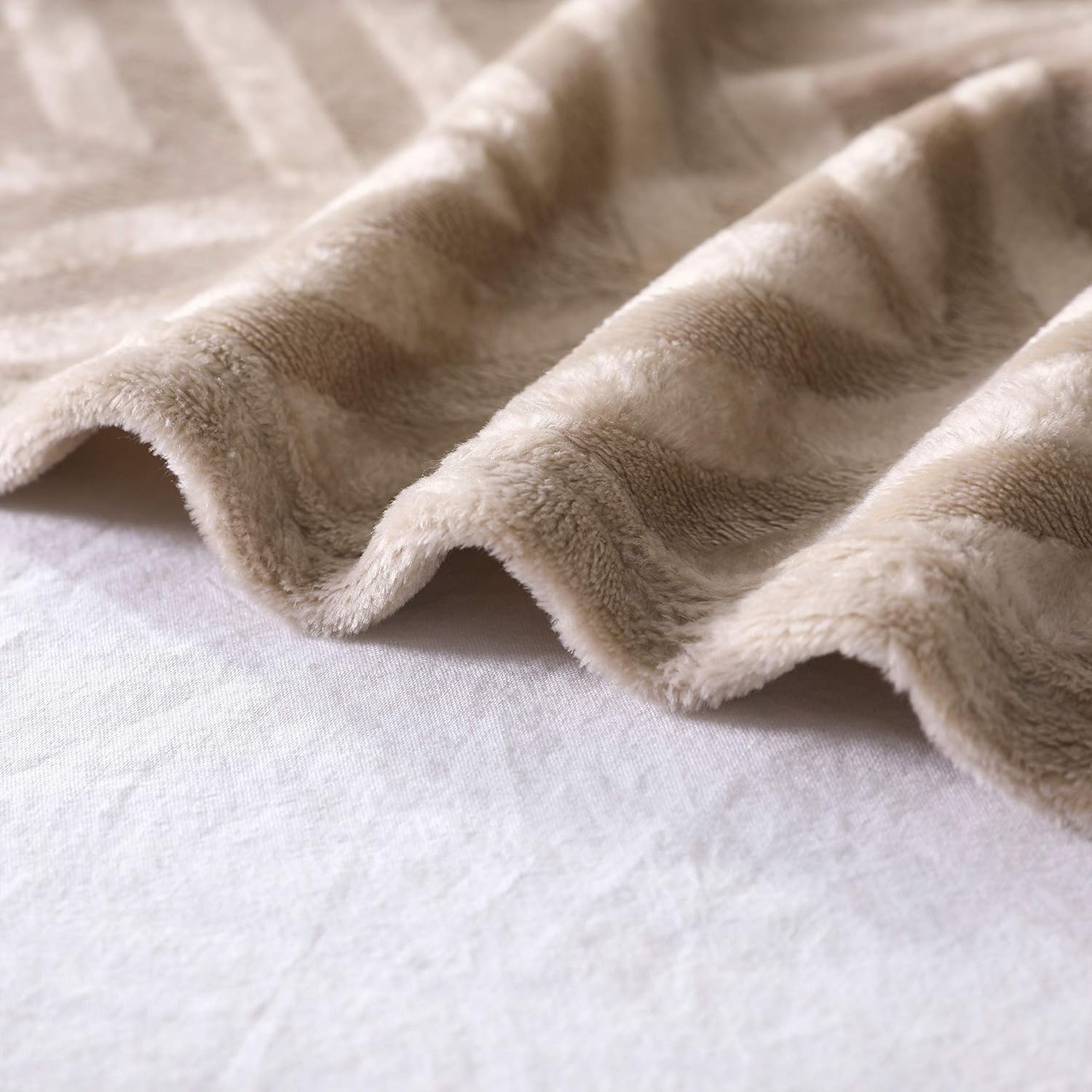 Whale Flotilla Flannel Fleece Throw Blanket for Couch Sofa Bed, Lightweight Breathable Soft Throws Plush Fluffy Chevron Design Decorative Blankets for All Season, 50x60 Inch, Champagne - Image 7