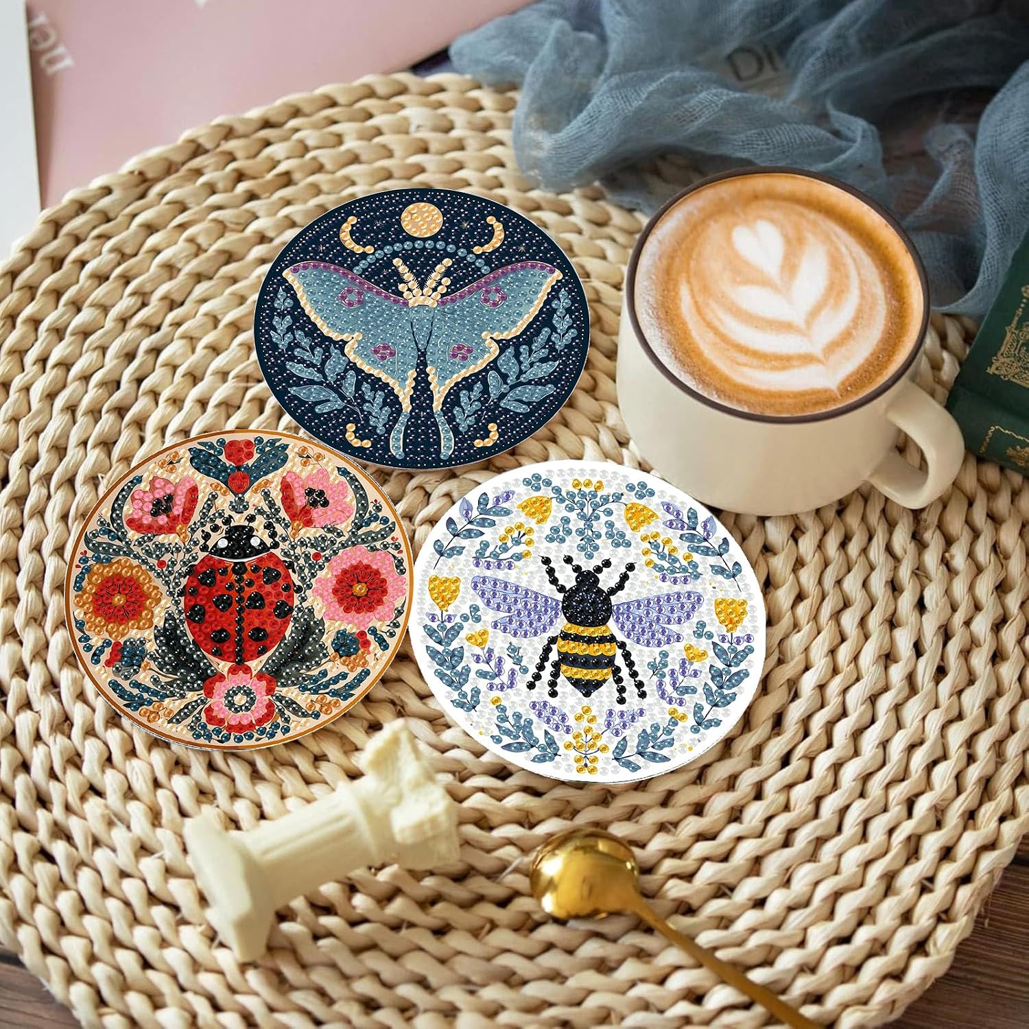 Gemozaic 8PCS Diamond Art Coasters Kit, Insects Diamond Painting Coasters with Holder for Adults Beginners, DIY 5D Gem Art Crafts Supplies for Coffee Drink Gifts, 4x4 in