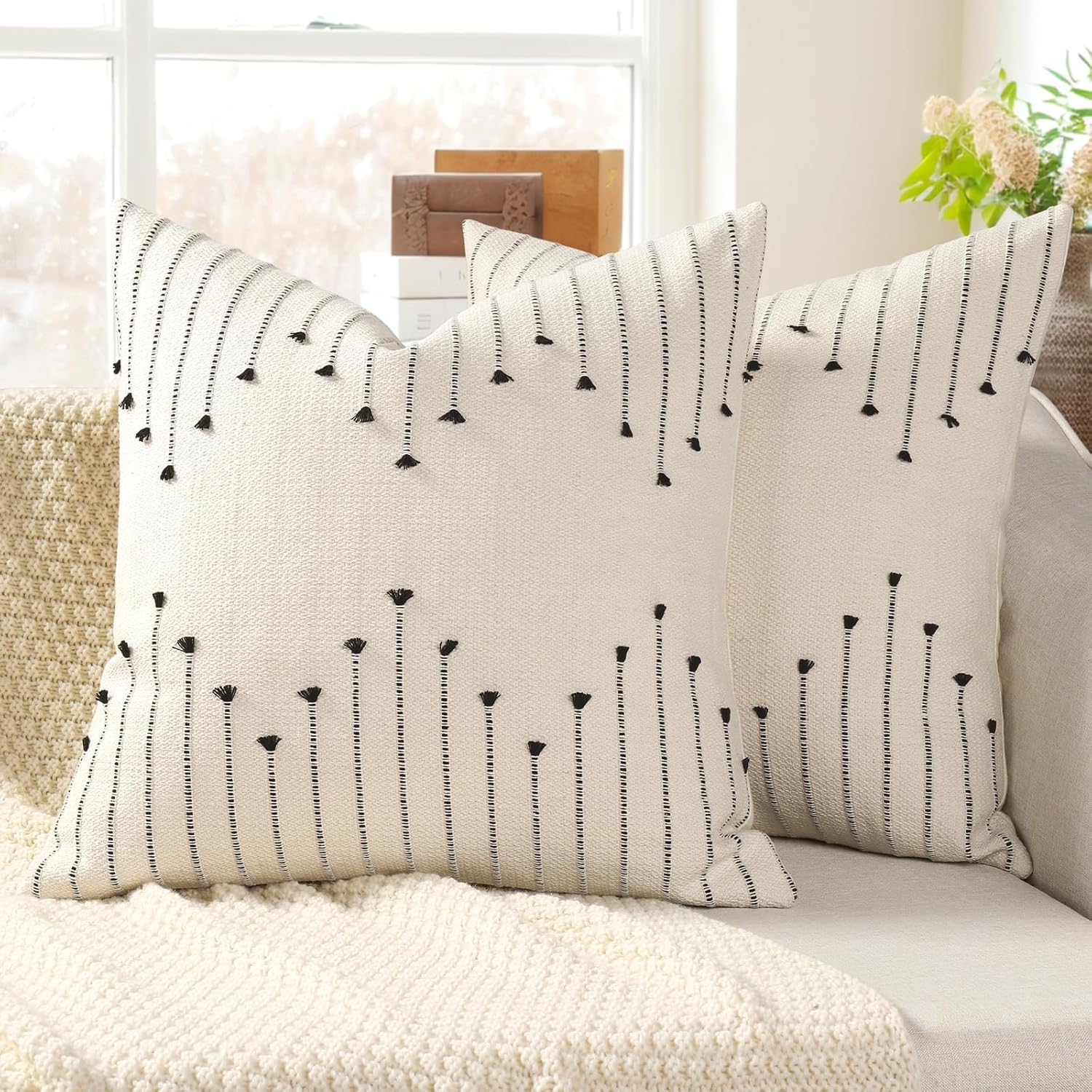 YCOLL Boho Spring Throw Pillow Covers 18x18 Set of 2 Neutral Woven Decorative Pillowcases Cotton Tufted Couch Pillows Modern Farmhouse Cushion Covers for Sofa Couch Bed Living Room Home Decor, Black