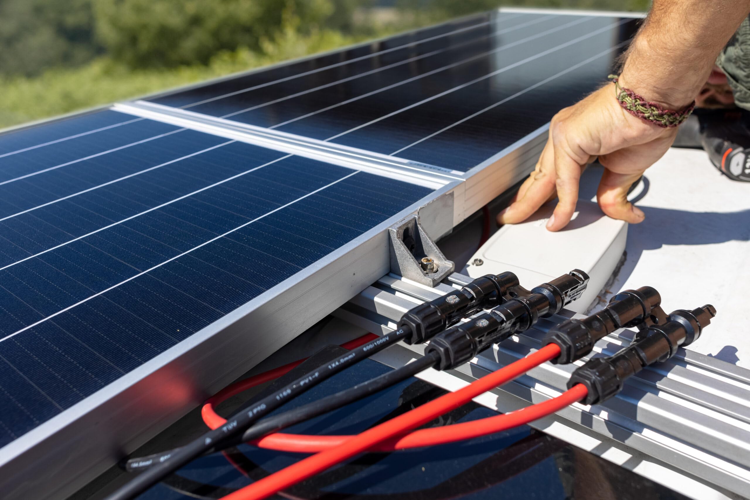 EBROM Solarkabel H1Z2Z2-K 6 mm² -SCHWARZ- PV Photovoltaik, Länge: 26 Meter | 5 m bis 250 m flexibel UV-beständig halogenfrei erdverlegbar EN50618 perfekte Leitfähigkeit optimale Energieübertragung 6 mm2