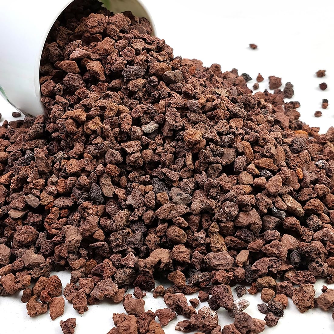 YISZM Roches de lave horticoles rouges pour plantes, plantes grasses, cactus, bonsaï, sol, pierres de lave pour aquarium, pierres décoratives d'extérieur pour projets d'artisanat, remplissage de vase