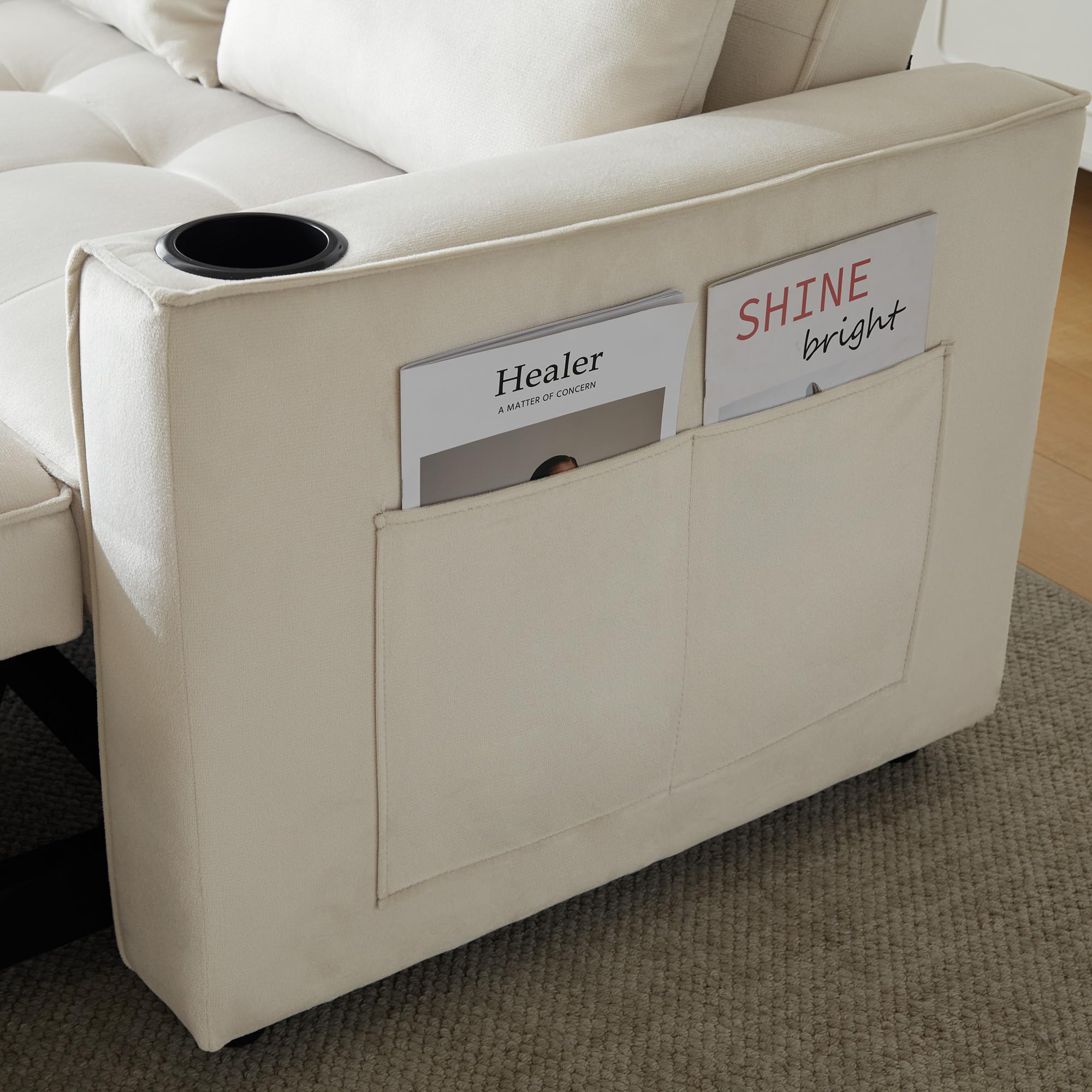 Azkoeesy Divano Letto Estensibile a 2 Posti 137 cm, con 2 portabicchieri, 2 cuscini, schienale regolabile su 3 livelli, tasca laterale per riviste e controller, rivestimento in velluto, beige