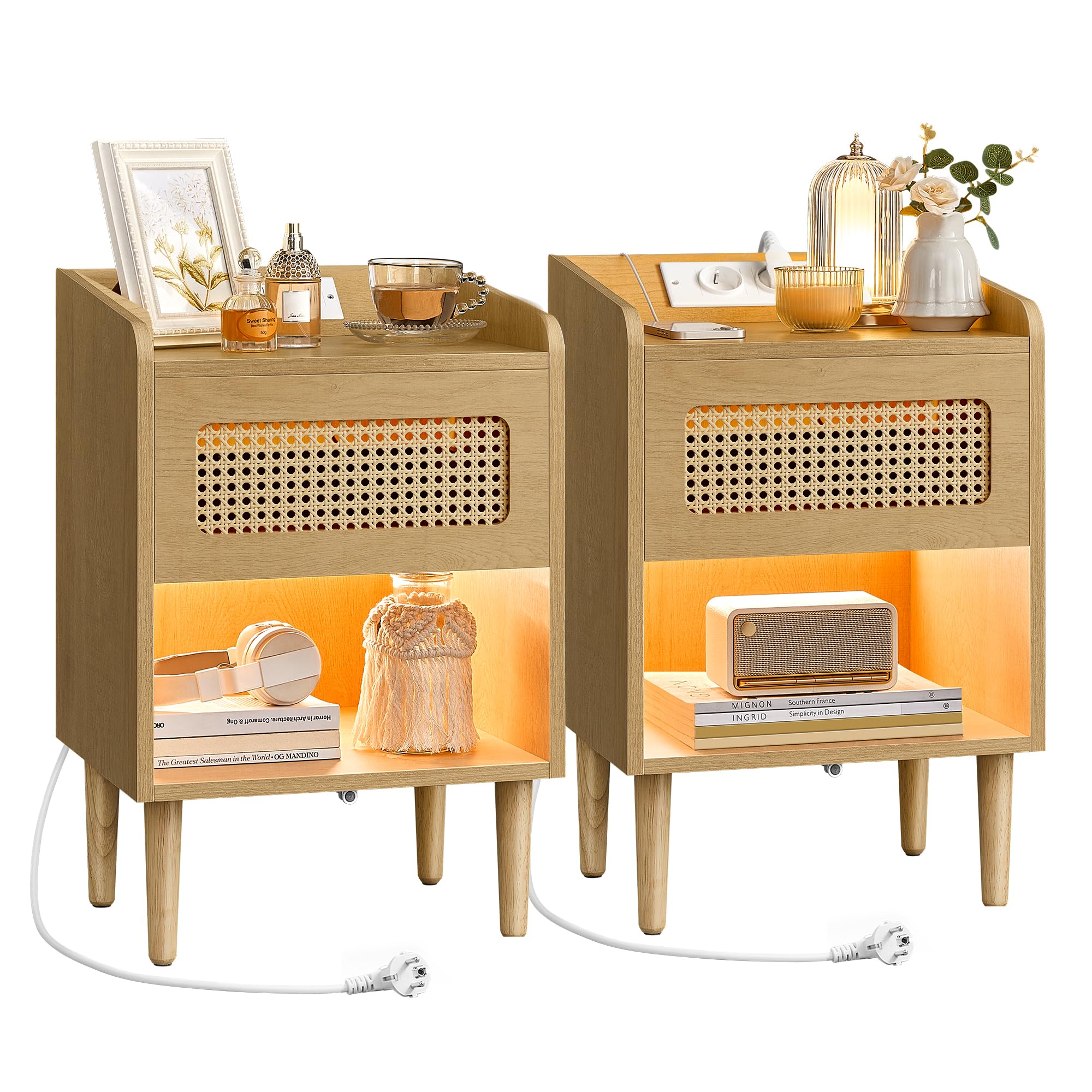 SONGMICS HOME BOHOVEN Collection - Table de Chevet avec Multiprise, Lot de 2, avec Lumière à Détecteur de Mouvement, Table d’Appoint Effet Rotin, Pieds en Bois Massif, Style Bohème, Beige Chêne