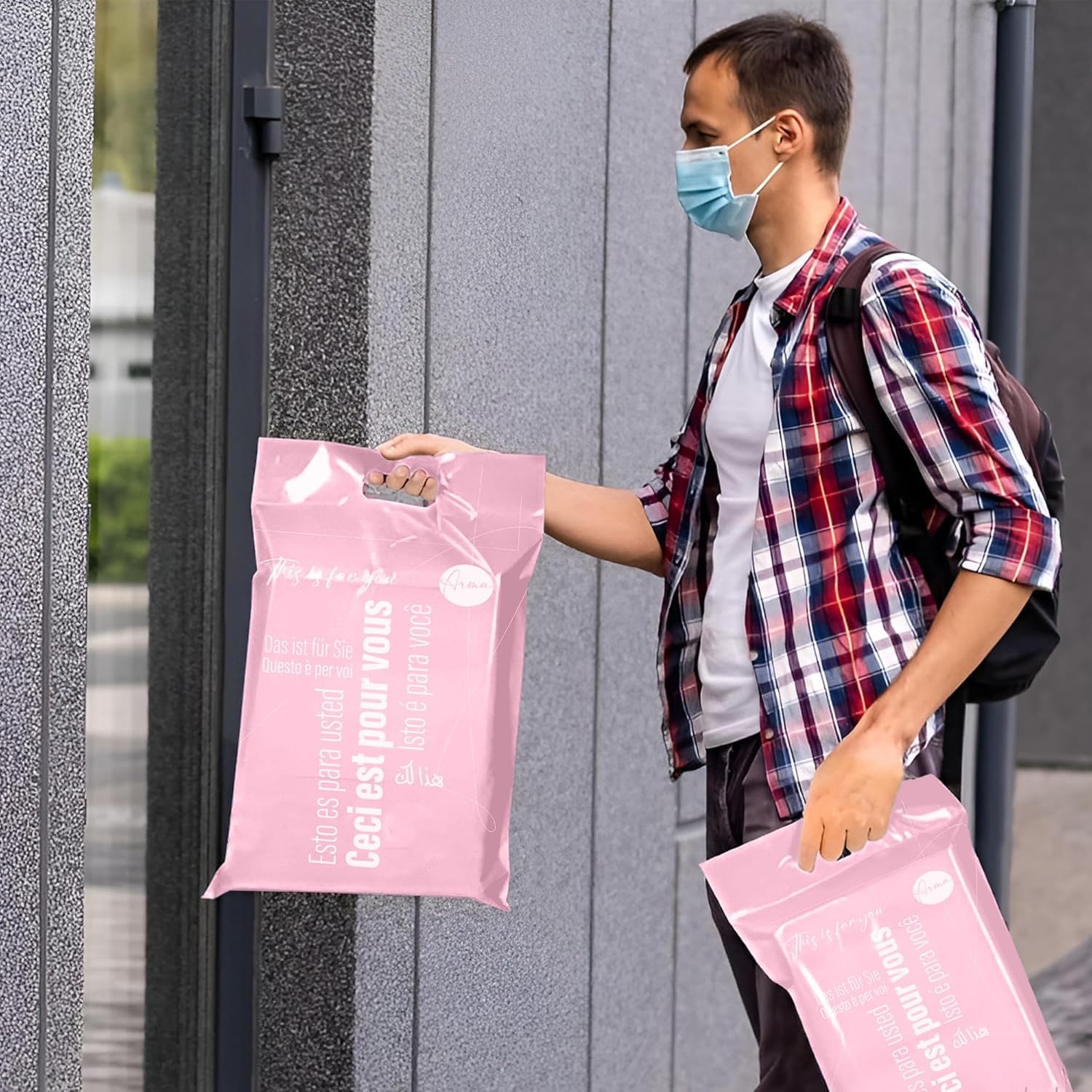 ARMA - Pack de 60 Pochettes d'Expédition Opaques et Auto-Adhésives avec Pochette de Bordereau - Résistantes pour Vêtements, Chaussures, Livres - Idéales pour Vinted et E-commerce