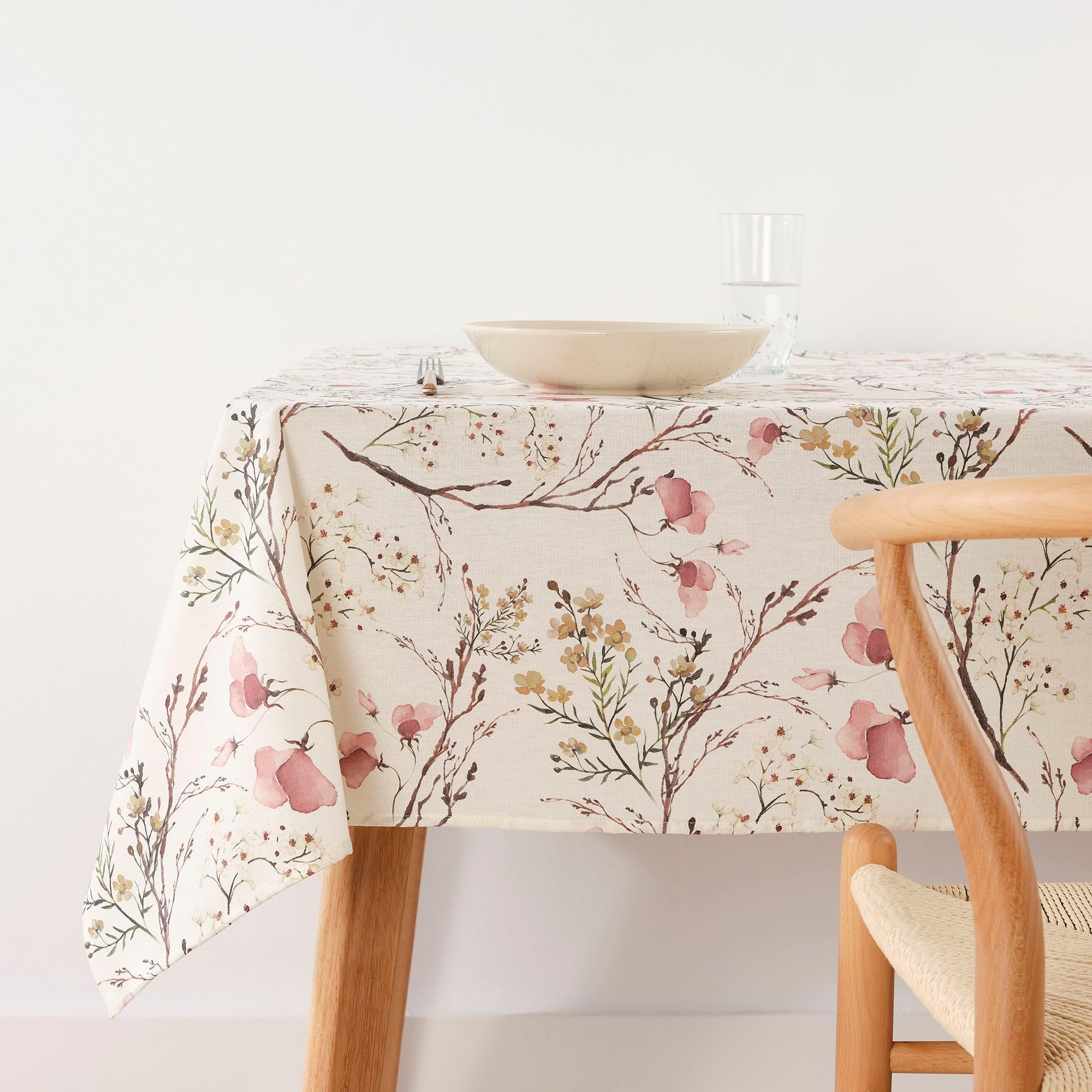 BELUM 0120-342 Stain-Resistant Tablecloth 140 x 140 cm Extra-Soft Touch Multi-Coloured