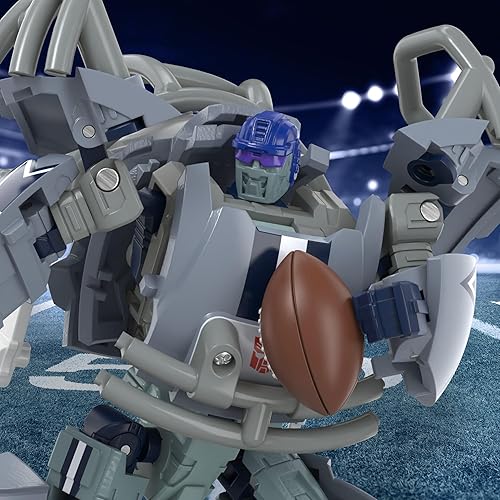 Miniatura 3 de Transformers NFL Dallas Cowboys Starblitz - Figura de acción de 5.5 pulgadas que cambia de robot a casco, juguetes de fútbol para mayores de 8 años