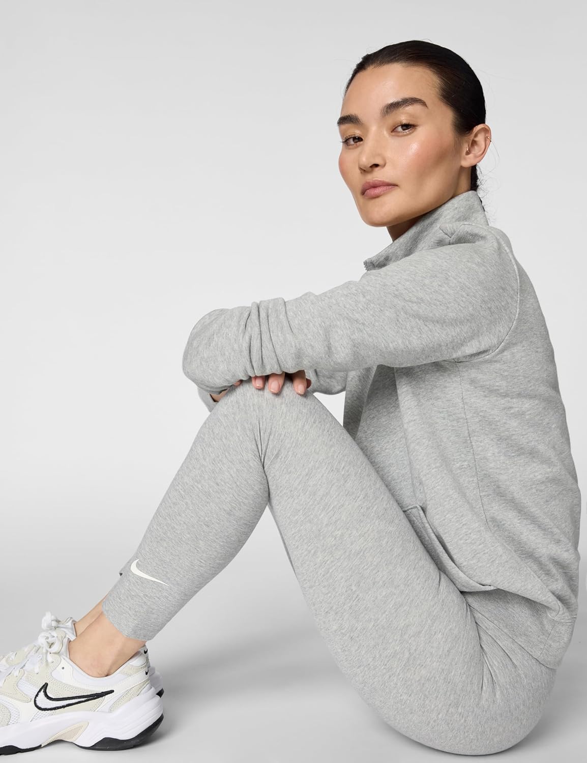 Nike Women's Sportswear Classic High-Waisted 7/8 Leggings - Image 6