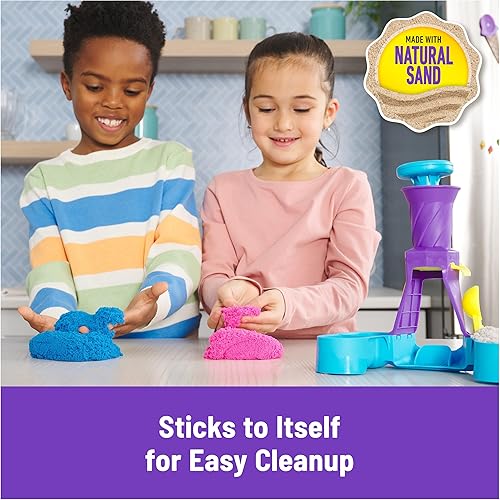 Miniatura 5 de Kinetic Sand, Estación de servicio suave con 14 onzas de arena de juego (azul, rosa y blanco), 2 conos de helado y 2 herramientas, juguetes