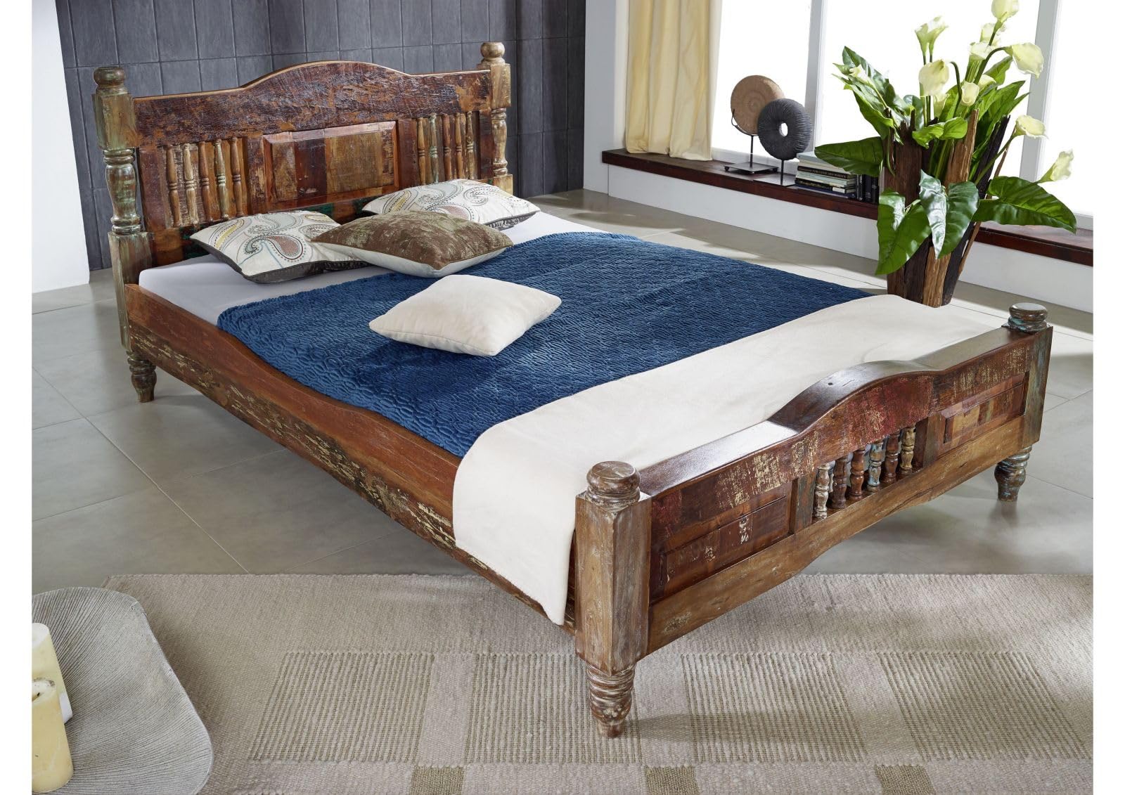 MASSIVMOEBEL24.DE | Bett 180x200 Fable aus Altholz, Holzbett Vintage aus Massivholz, Doppelbett mit hohem Kopfteil