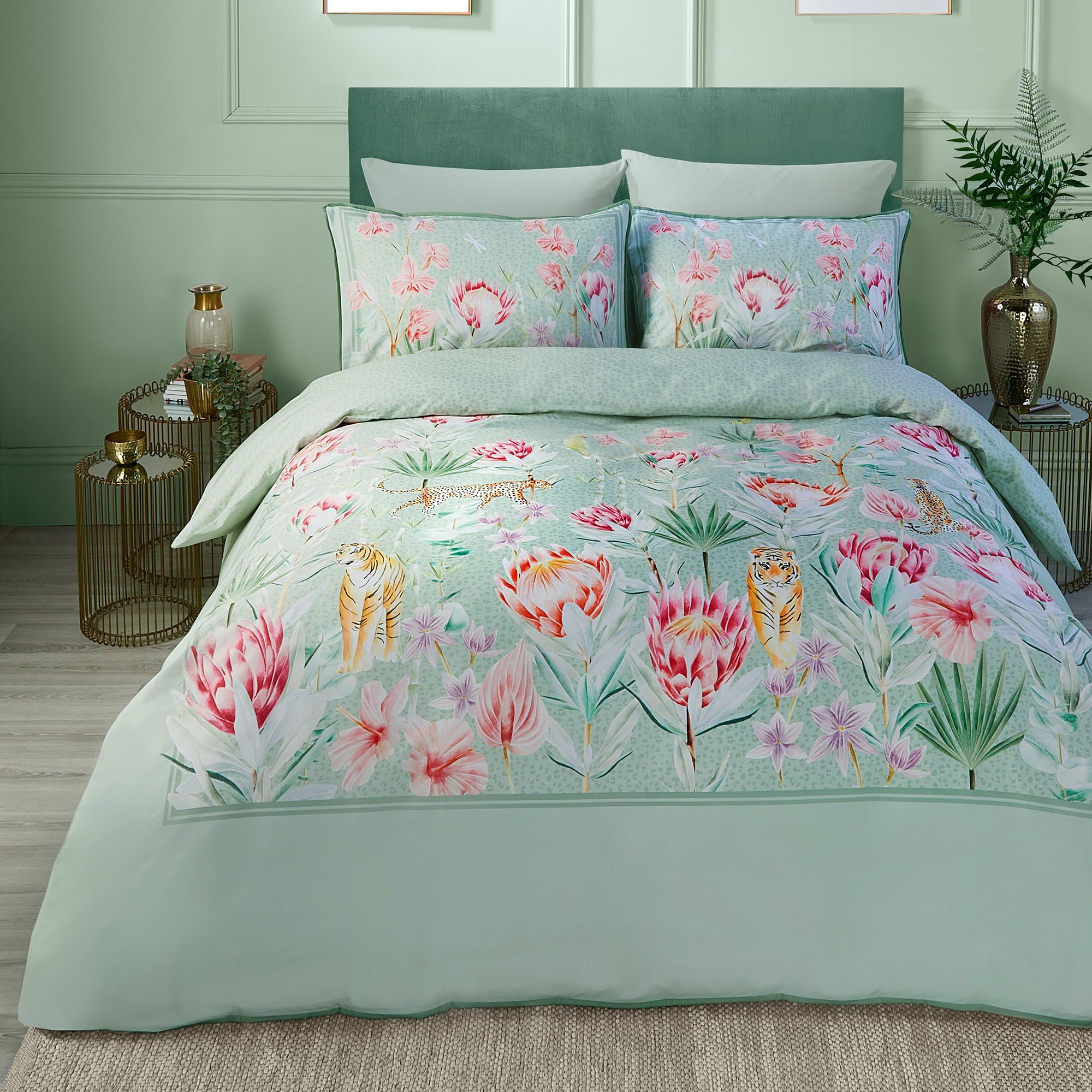 Soiree, Green Floral & Tiger Duvet Cover, Double Bedding Size (200 x 200cm), Premium Quality 500 Thread Count