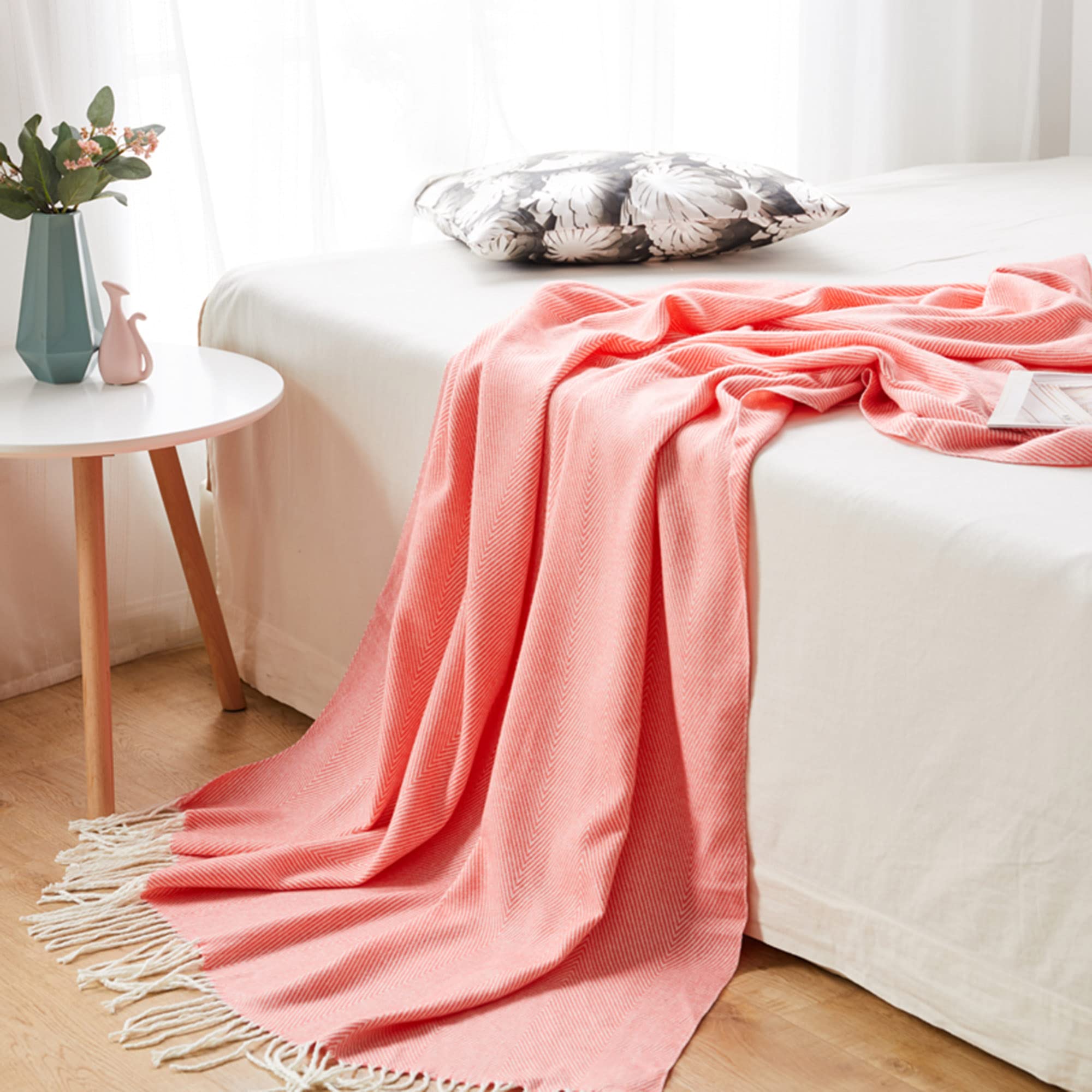 Coperta lavorata a mano, morbida e leggera con frange nappe, soffice e strutturata, decorativa per letto, divano, sedia, copriletto, 150 x 200 cm, rosa