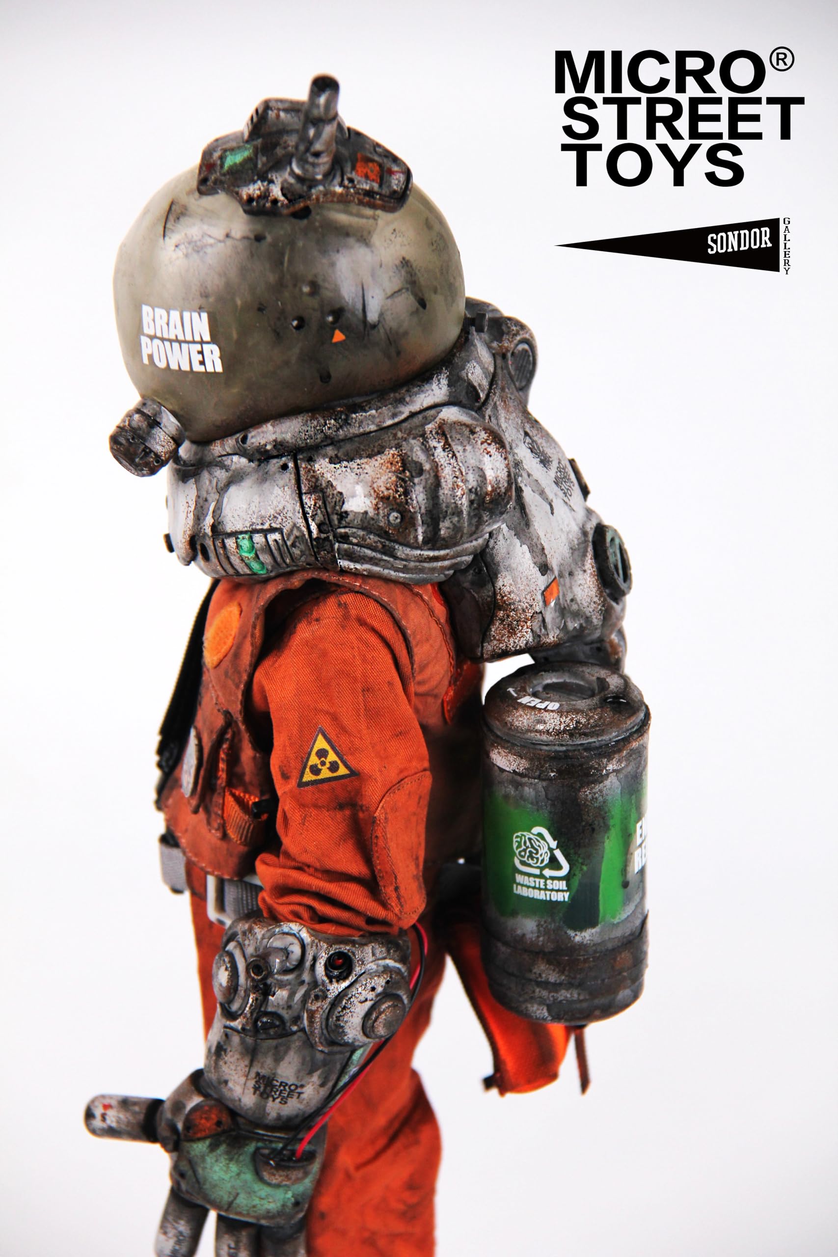 Amazon | MICRO(R)STREET TOYS x SONDOR Era of Rust Roger[イアラァ