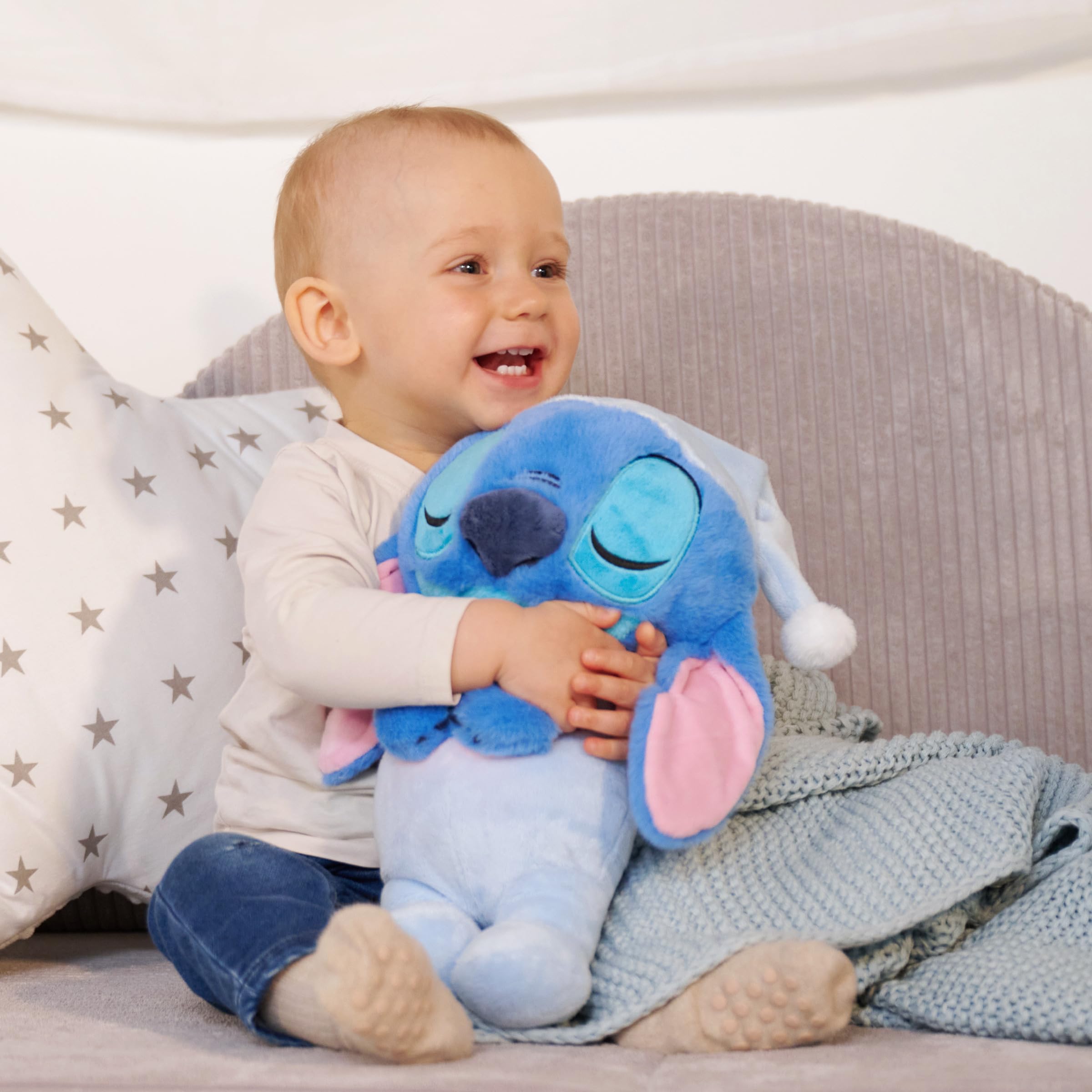 Simba Peluche Stitch Dormilón con Sonido 31 cm. Stitch Acostado con Pijama. Función de Respiración, Luz y Música Relajante. Apto Desde 0 Meses. Licencia Disney Oficial (6315870637)