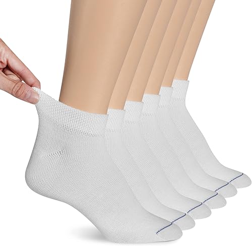 Vista 16 de Dr. Scholl's Calcetines circuladores y diabetes para mujer, paquete de 4 y 6 pares, control de humedad no vinculante Negro - Corte bajo (4 pares)
