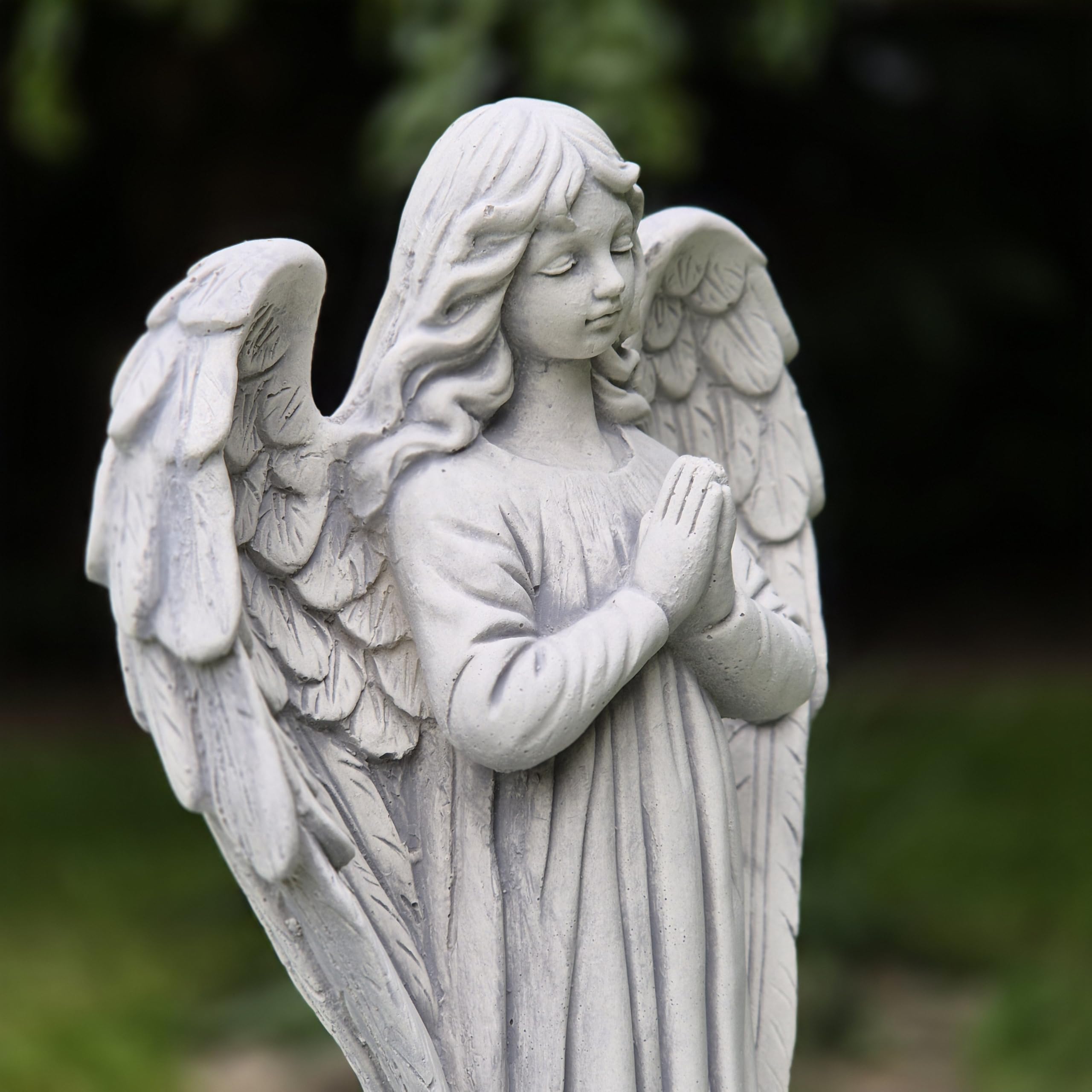 FABRIQ Figurka anioła ze skrzydłami 31 cm – Rzeźba z odlewu kamiennego 3 kg – Religijna dekoracja ogrodowa – Odporna na warunki atmosferyczne i mróz