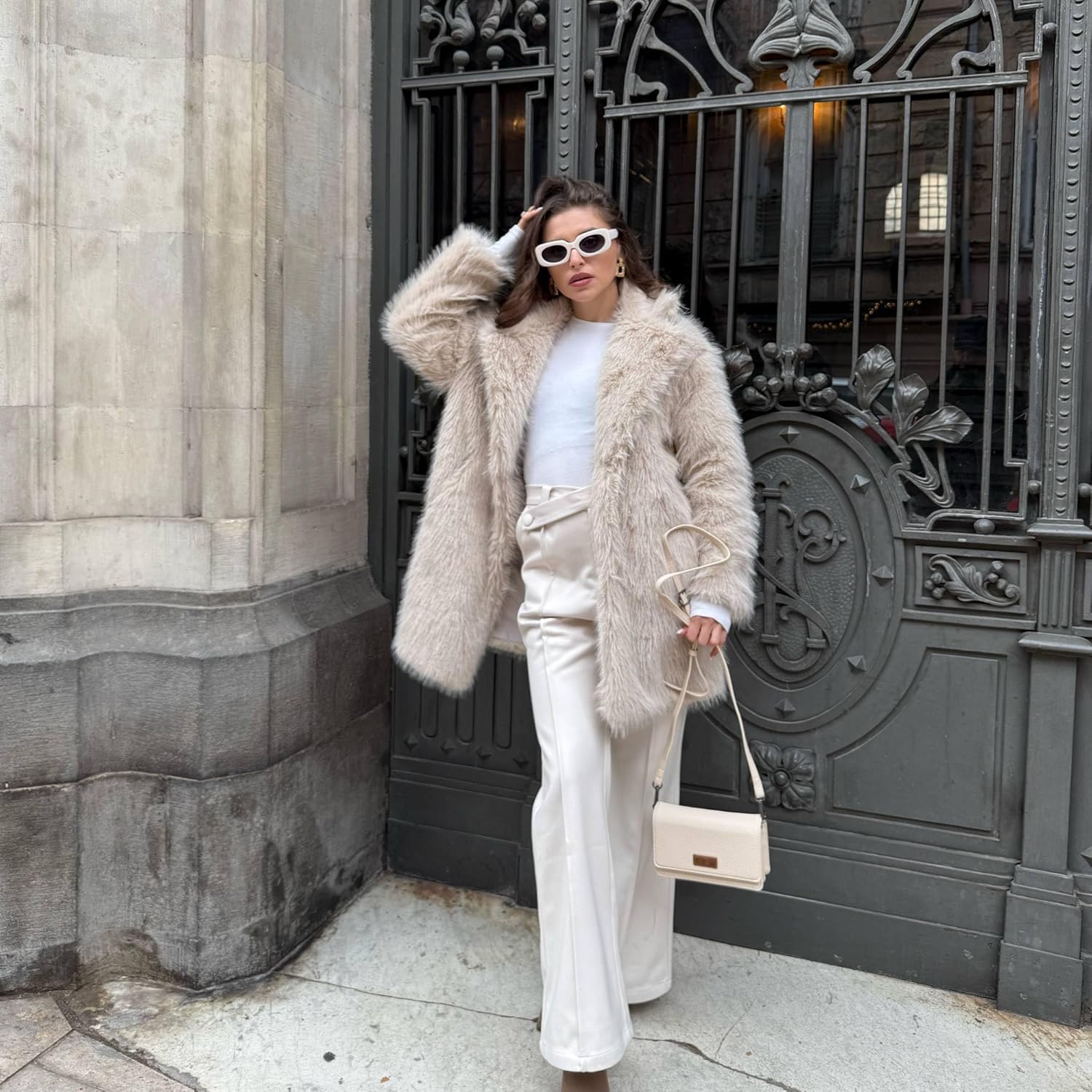 Wrangler Small Crossbody Wallet Purses RFID Trendy Purses for Women with Adjustable Straps - Image 2