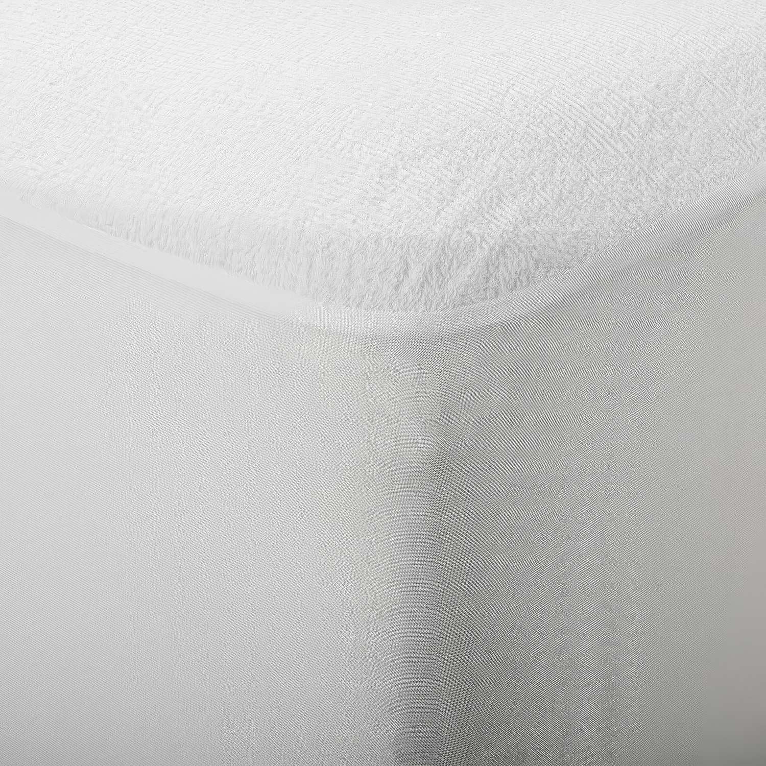 PIKOLIN Coprimaterasso Matrimoniale Impermeabile 150 x 190/200 cm 32 cm di Altezza in Spugna Traspirante e Certificato Oeko-Tex - Protettore di Materasso Ipoallergenico