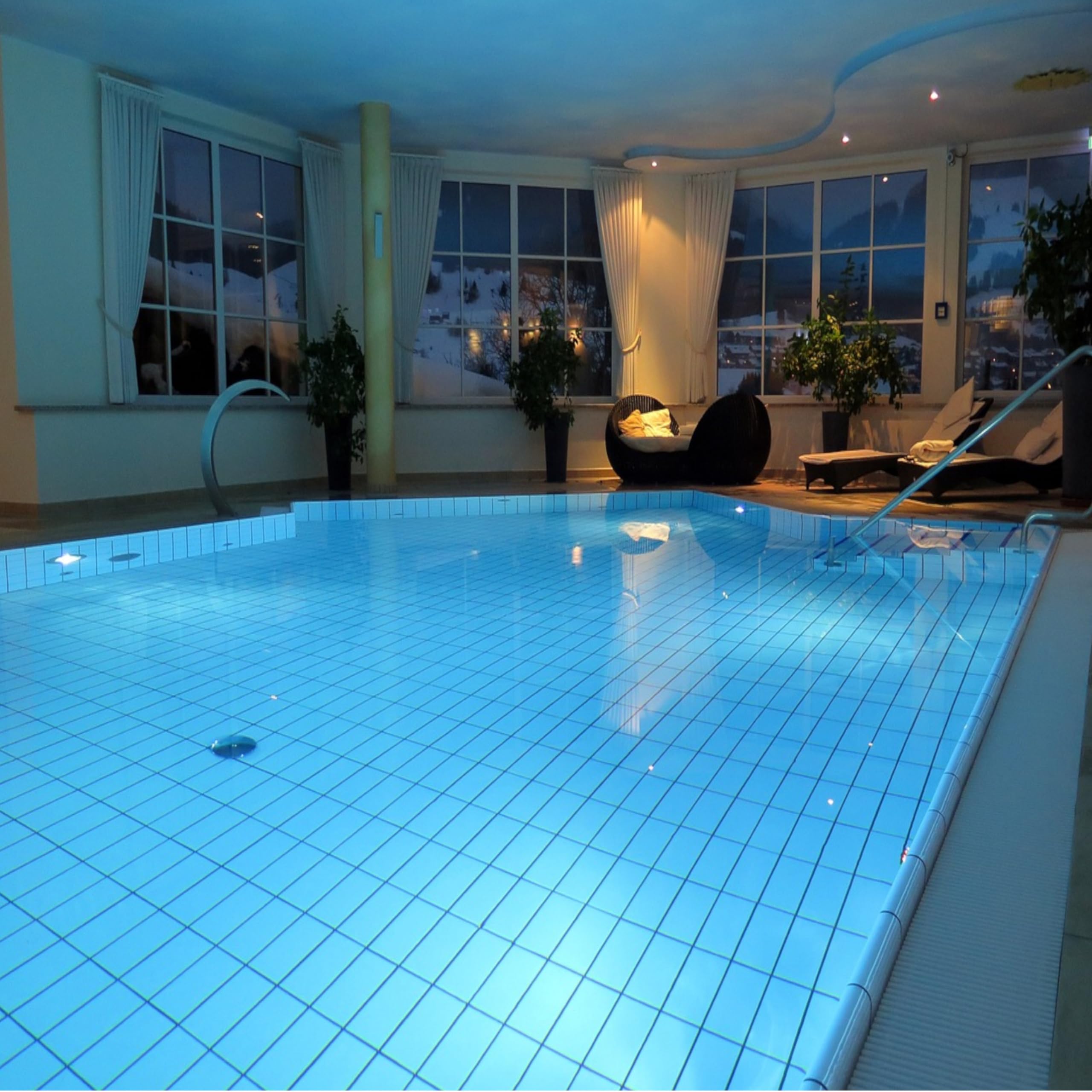 HAF® Podnośnik pH / pH Plus granulat 10 kg – do szybkiego i niezawodnego podnoszenia i regulacji wartości pH w basenie, basenie i jacuzzi – jakość: Made in Europe – ilość: 2 x 5 kg