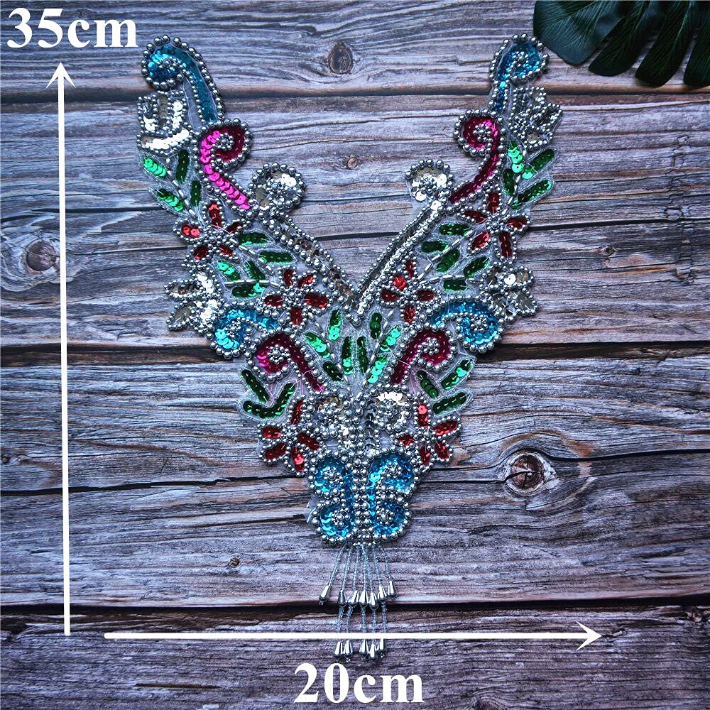 Appliques de collier en tissu de perles à paillettes arc-en-ciel