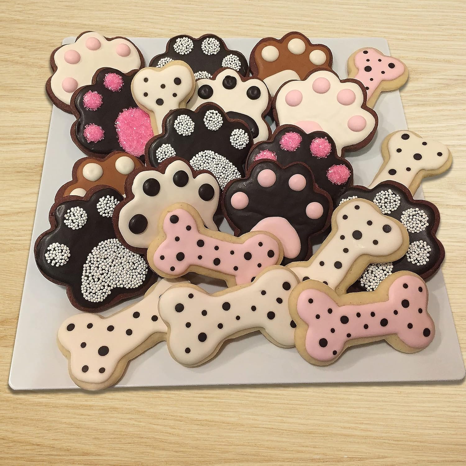 8PCS Dog Bone and Dog Paw Print Cookie Cutters Set, Stainless Steel Metal 4 Sizes Dogs Bone Paw Shape Cookie Cutter, Dogs Theme Party Cookie Cutter Molds for Homemade Treats Baking - Image 4