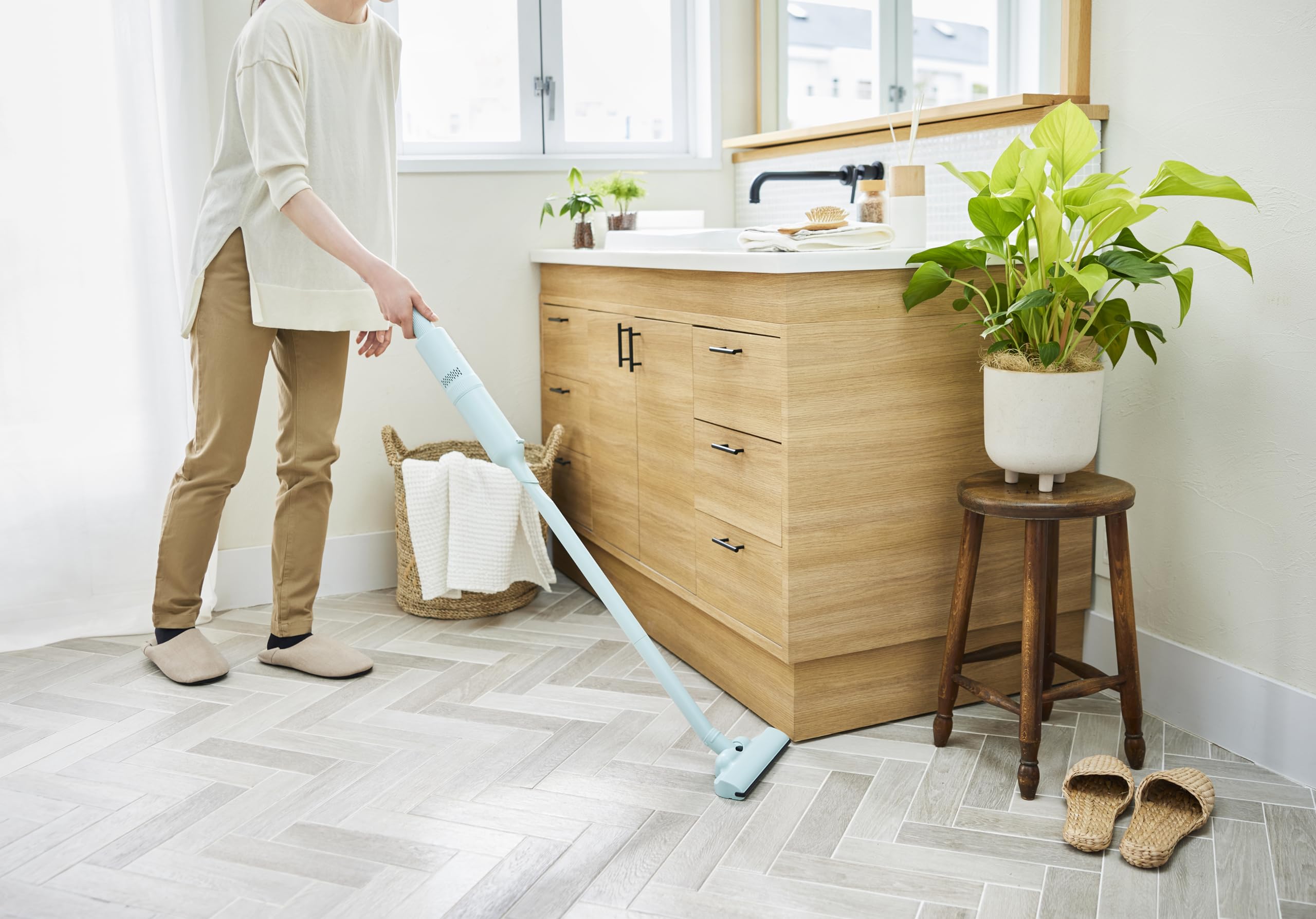 Bruno Vacuum Cleaner Stick Cleaner Slim Handy Cordless Lightweight