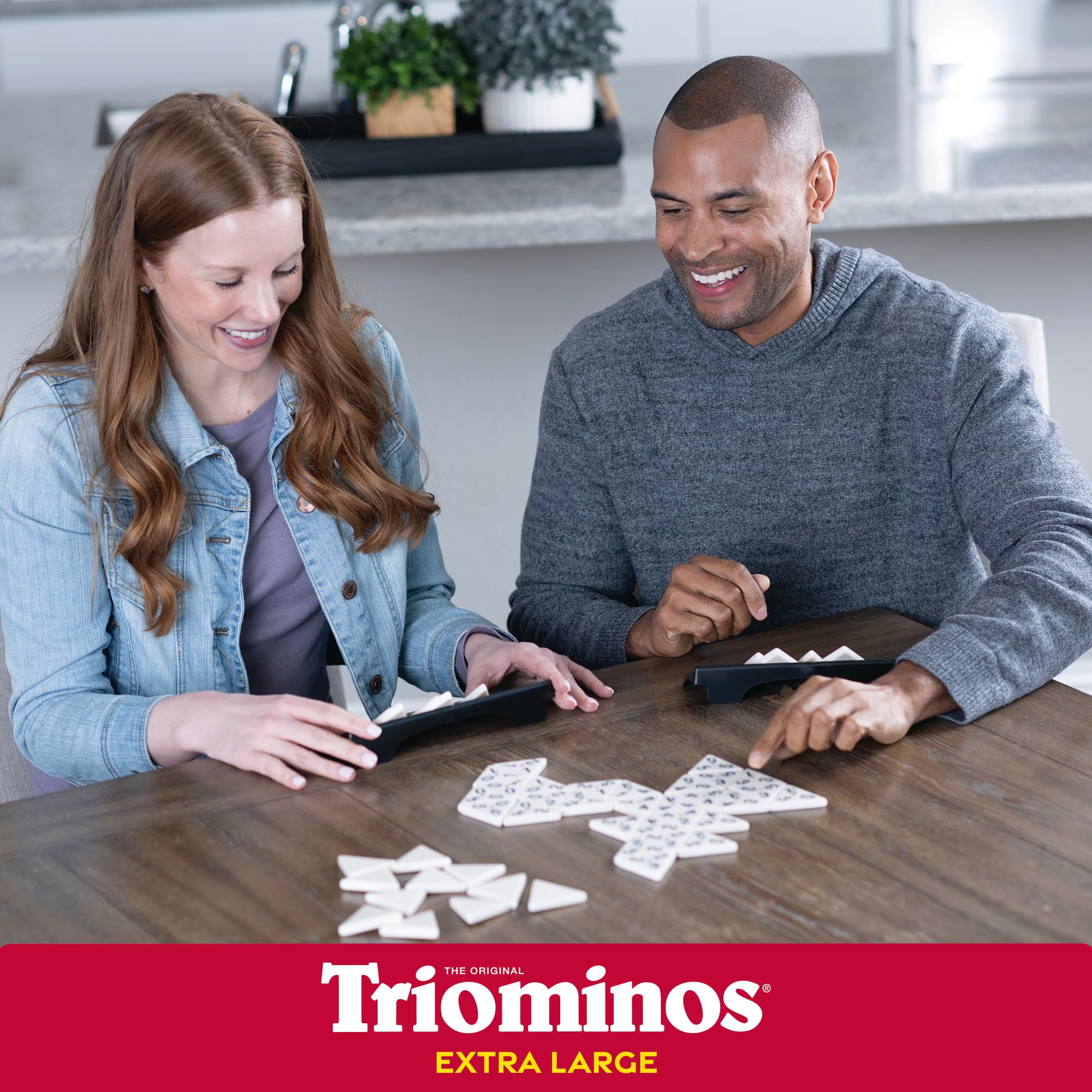 Triominos Extra Large, Brettspiel ab 6 Jahren, Familienspiel und Gesellschaftsspiele für 2 bis 4 Spieler | Brettspiel ab 6 Jahren, Familienspiel und Gesellschaftsspiele für 2 bis 4 Spieler