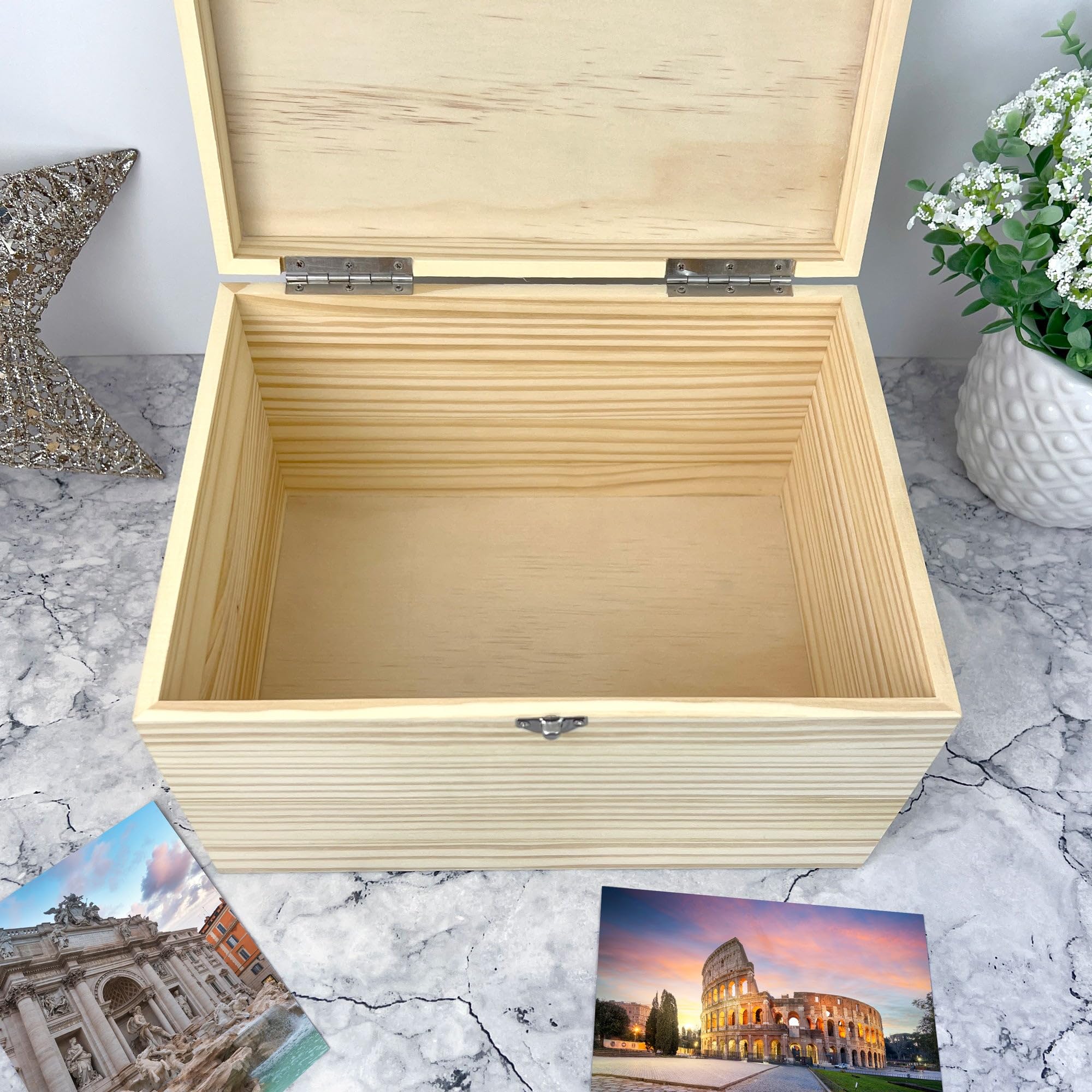 Caja de recuerdos personalizada con nombres de parejas, caja de recuerdos de madera de pino con bisagras y cierre, regalo de San Valentín, aniversario, boda, 30 x 22,9 x 18 cm