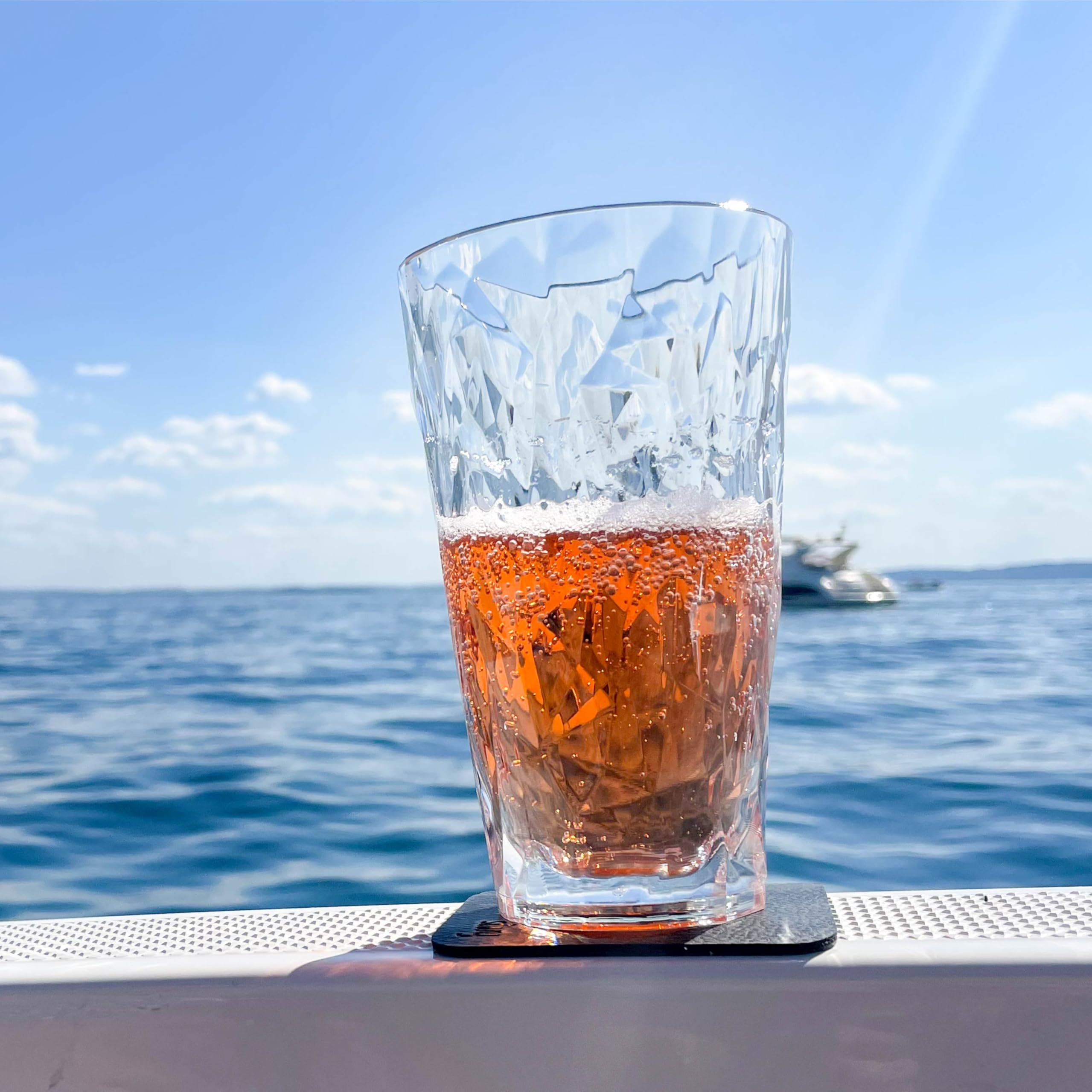 silwy® HIGH-TECH bicchieri magnetici in plastica con cuscinetti in gel nano in metallo - bicchieri da campeggio antiscivolo, accessori per barche e yacht (long drink // 0.3 l // set di 2)
